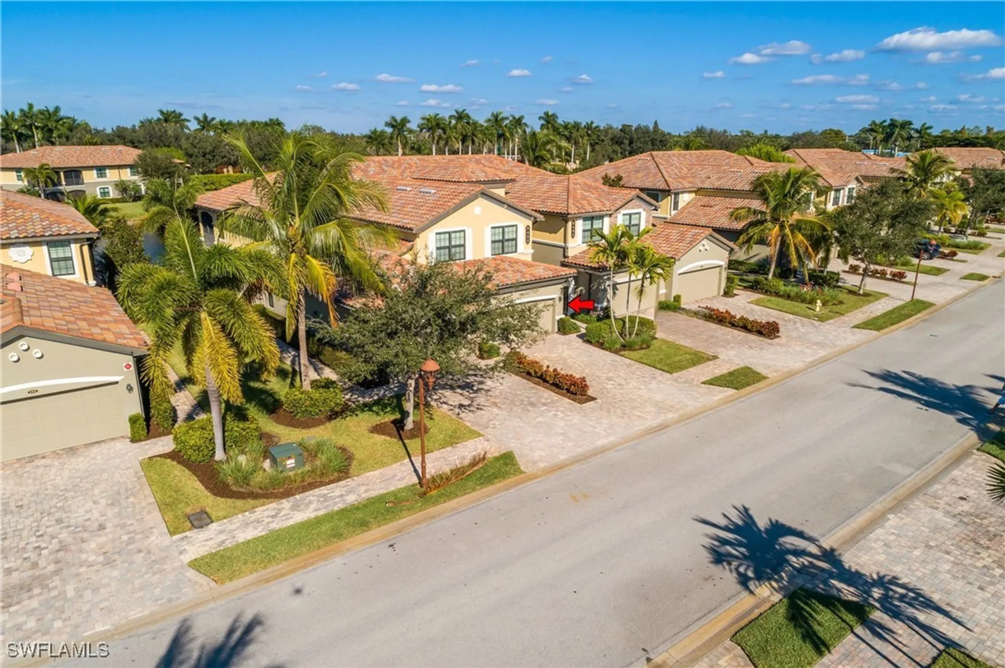 Property Slideshow image 32 of 50 | 9495 napoli ln 201, Naples, FL, 34113