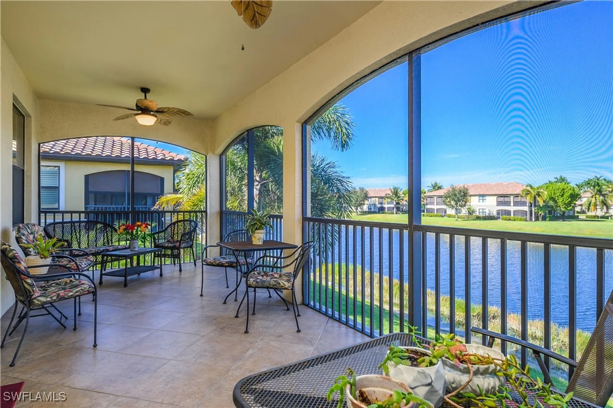 Property Slideshow image 7 of 50 | 9495 napoli ln 201, Naples, FL, 34113