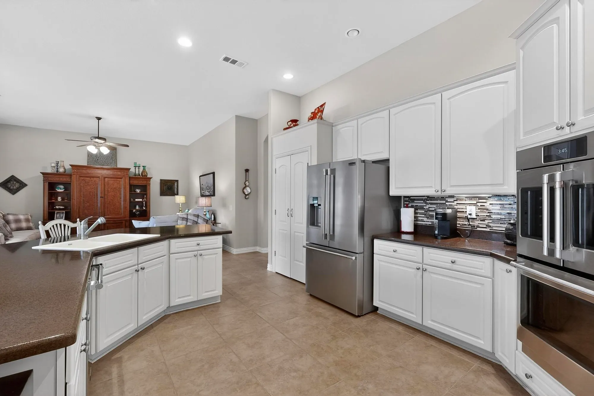 Property Slideshow image 18 of 40 | 10900 fieldstone st, Denton, TX, 76207