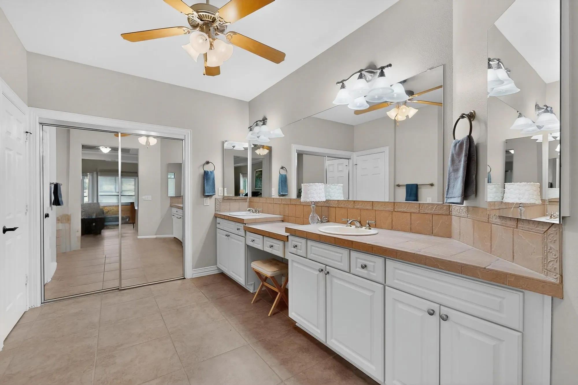 Property Slideshow image 25 of 40 | 10900 fieldstone st, Denton, TX, 76207