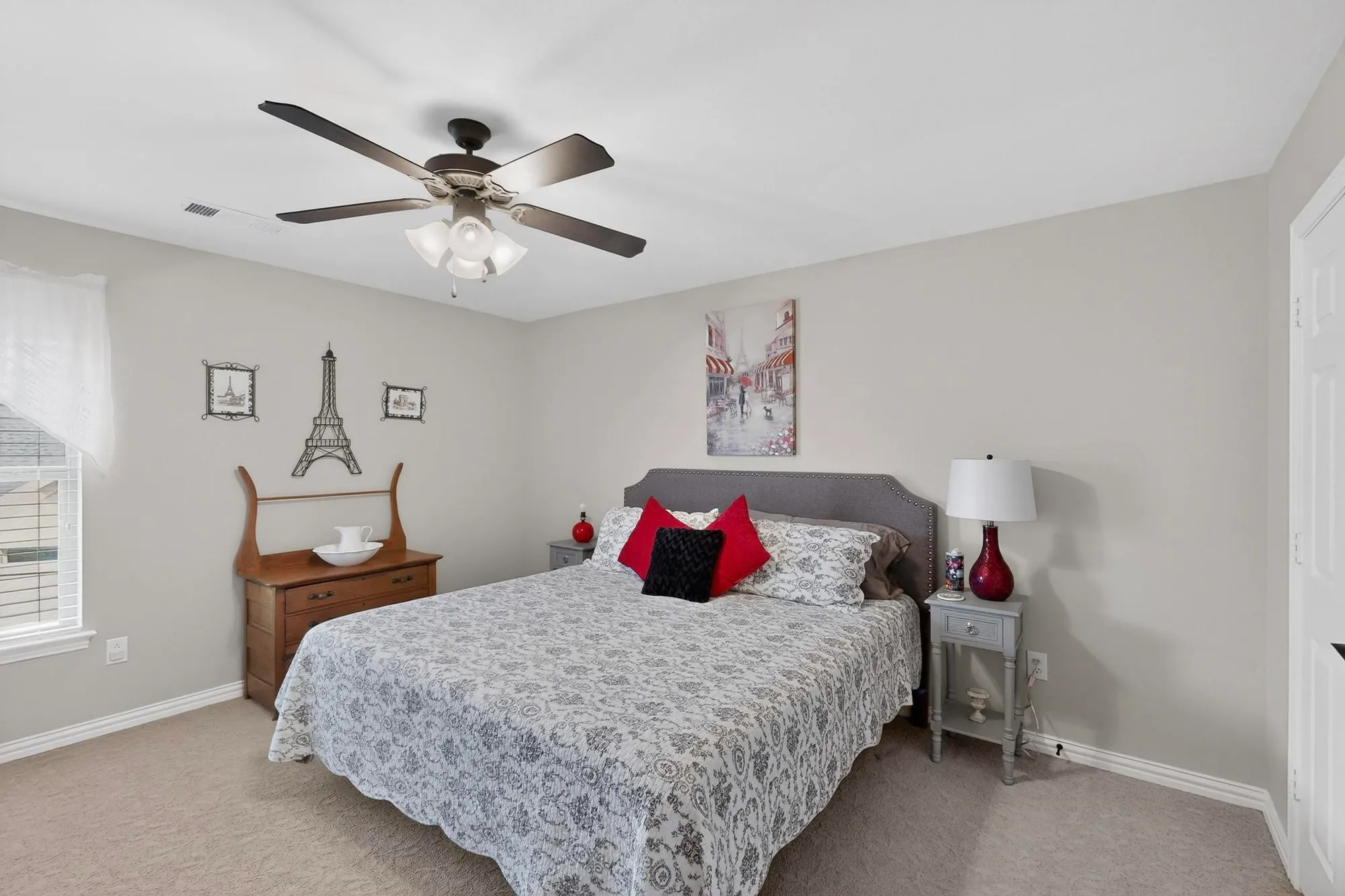 Property Slideshow image 30 of 40 | 10900 fieldstone st, Denton, TX, 76207