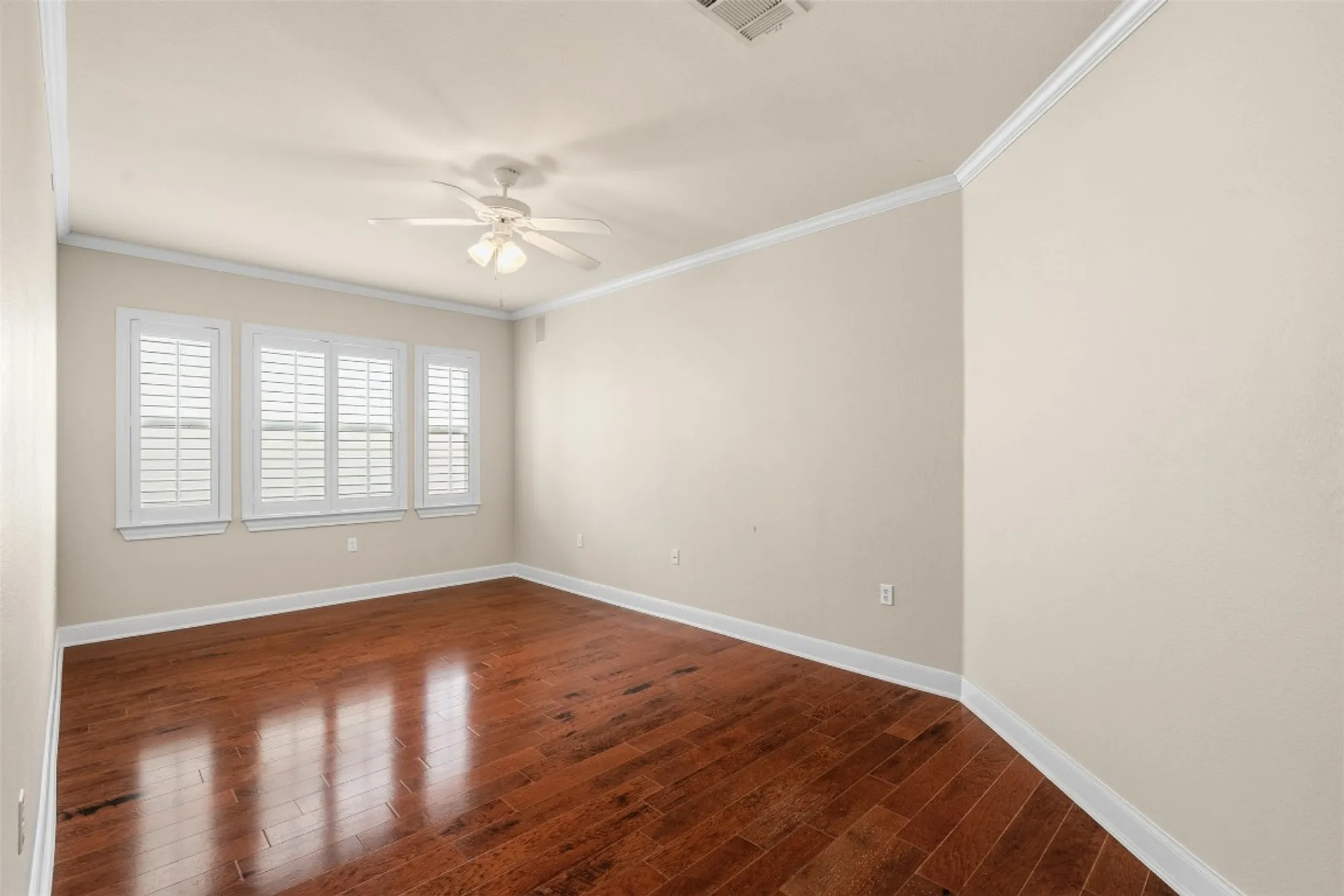 Property Slideshow image 27 of 40 | 307 armstrong dr, Georgetown, TX, 78633