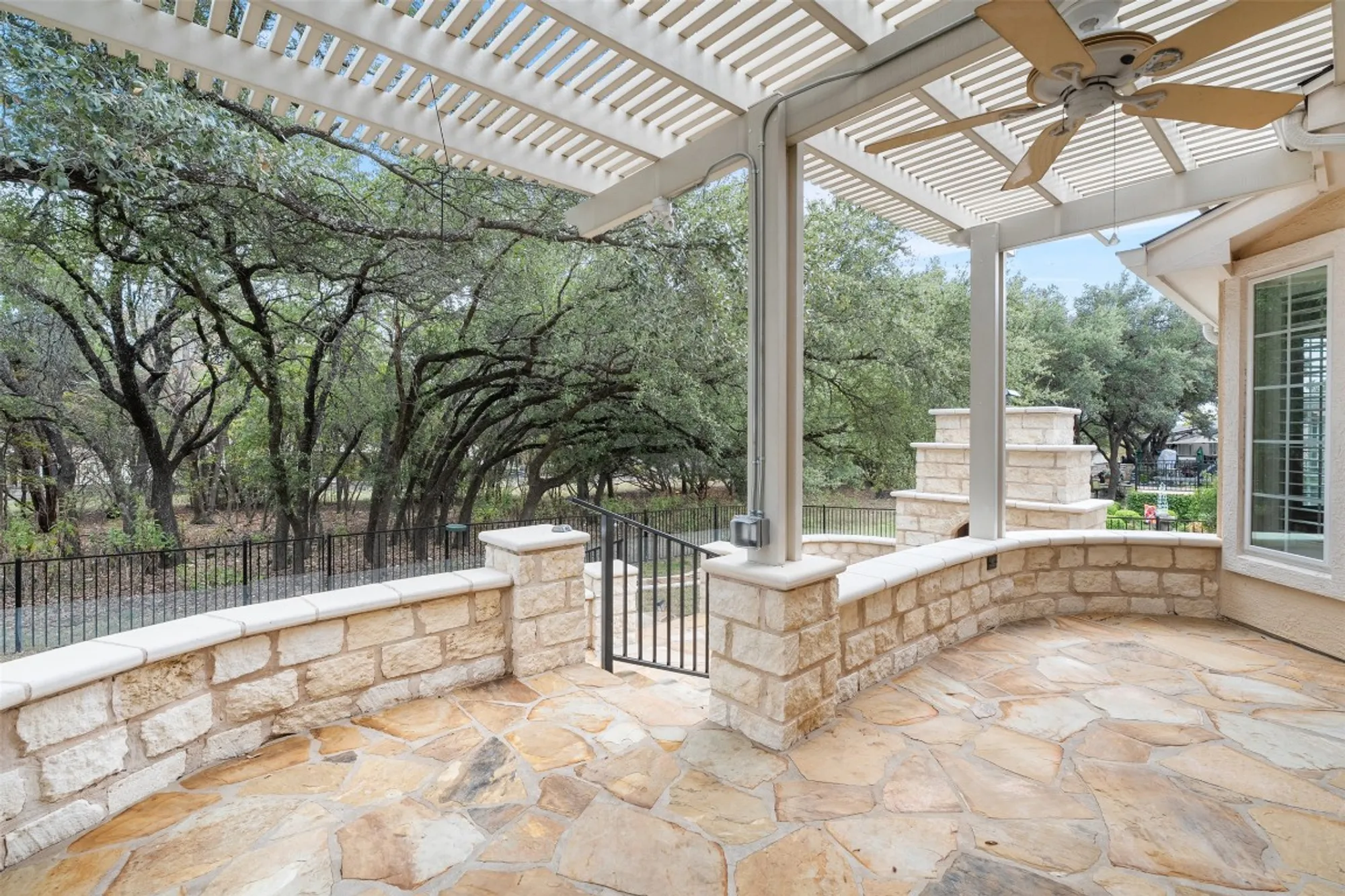 Property Slideshow image 32 of 40 | 307 armstrong dr, Georgetown, TX, 78633