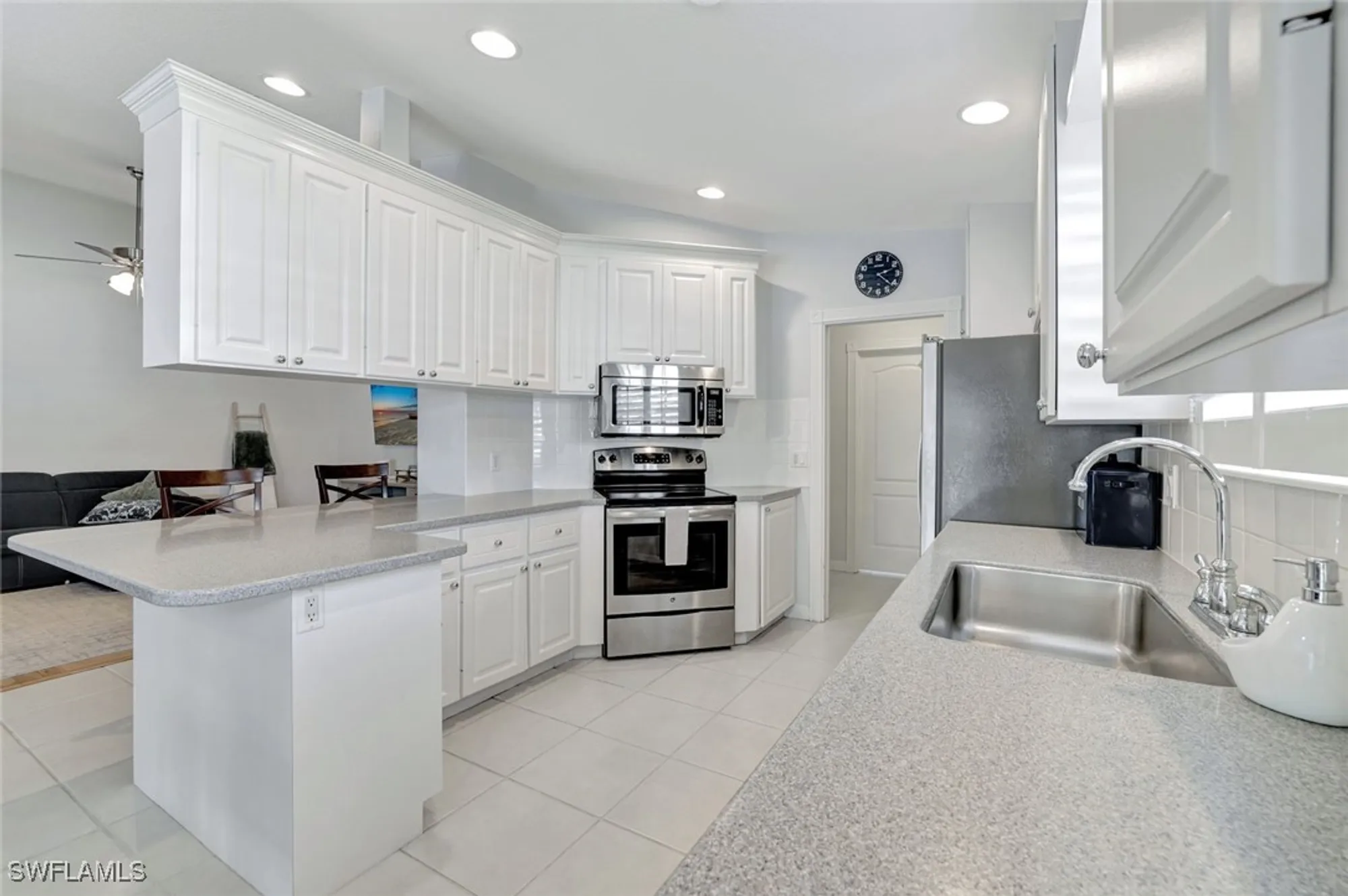 Property Slideshow image 10 of 25 | 4724 maupiti way, Naples, FL, 34119