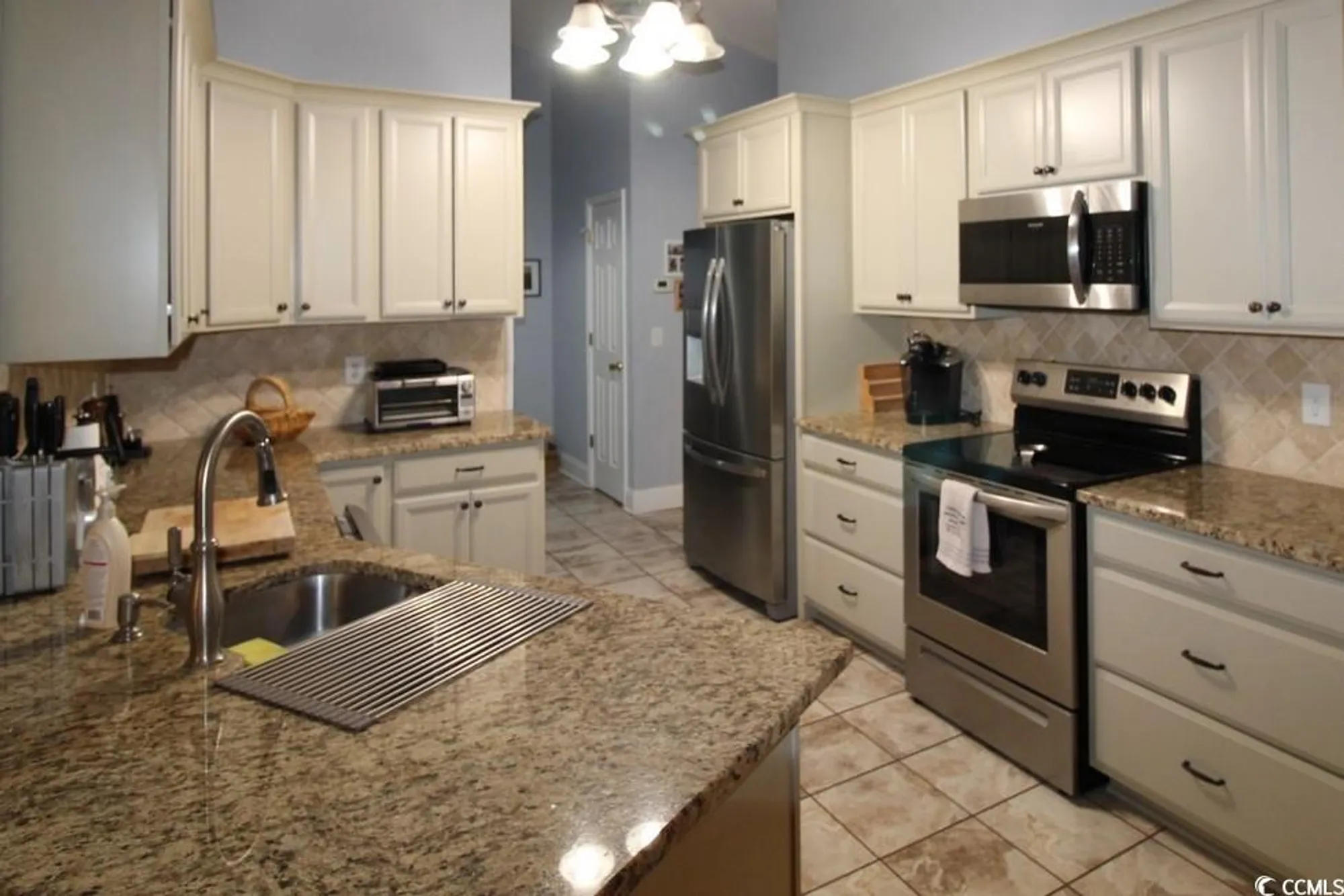 Property Slideshow image 9 of 40 | 1514 saint george ln, Myrtle Beach, SC, 29588