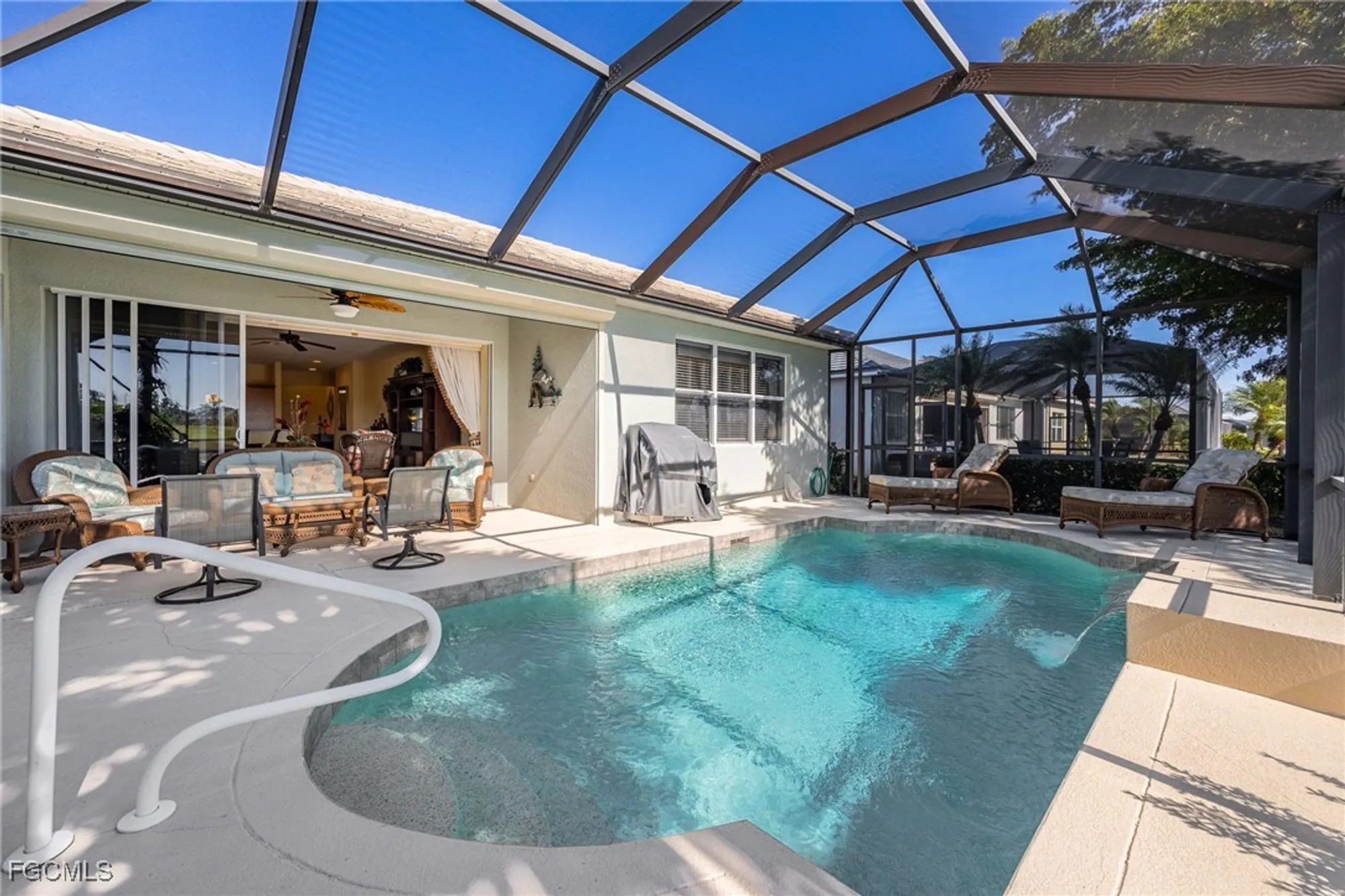 Property Slideshow image 16 of 48 | 3216 magnolia landing ln, North Fort Myers, FL, 33917