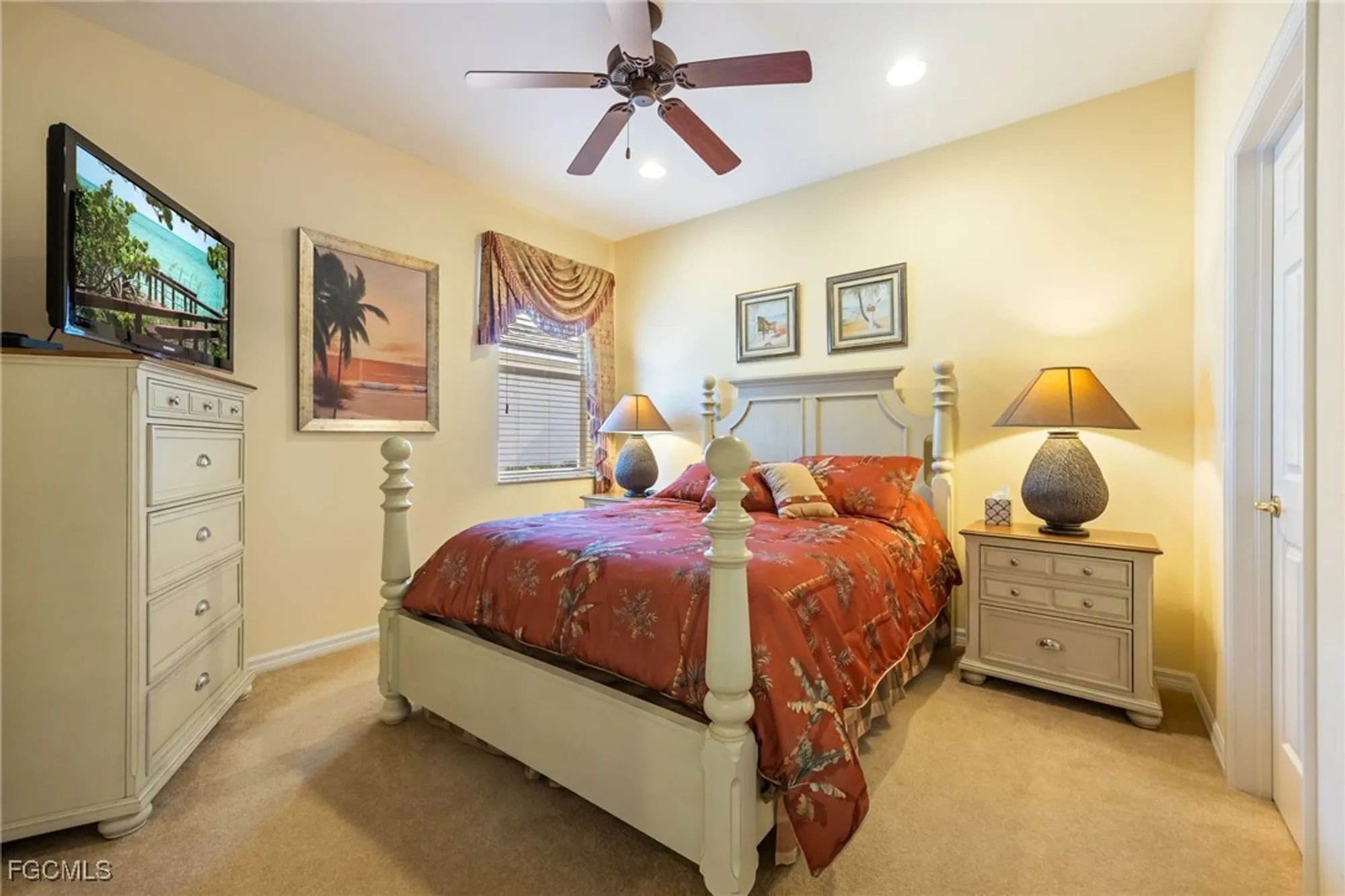 Property Slideshow image 28 of 48 | 3216 magnolia landing ln, North Fort Myers, FL, 33917