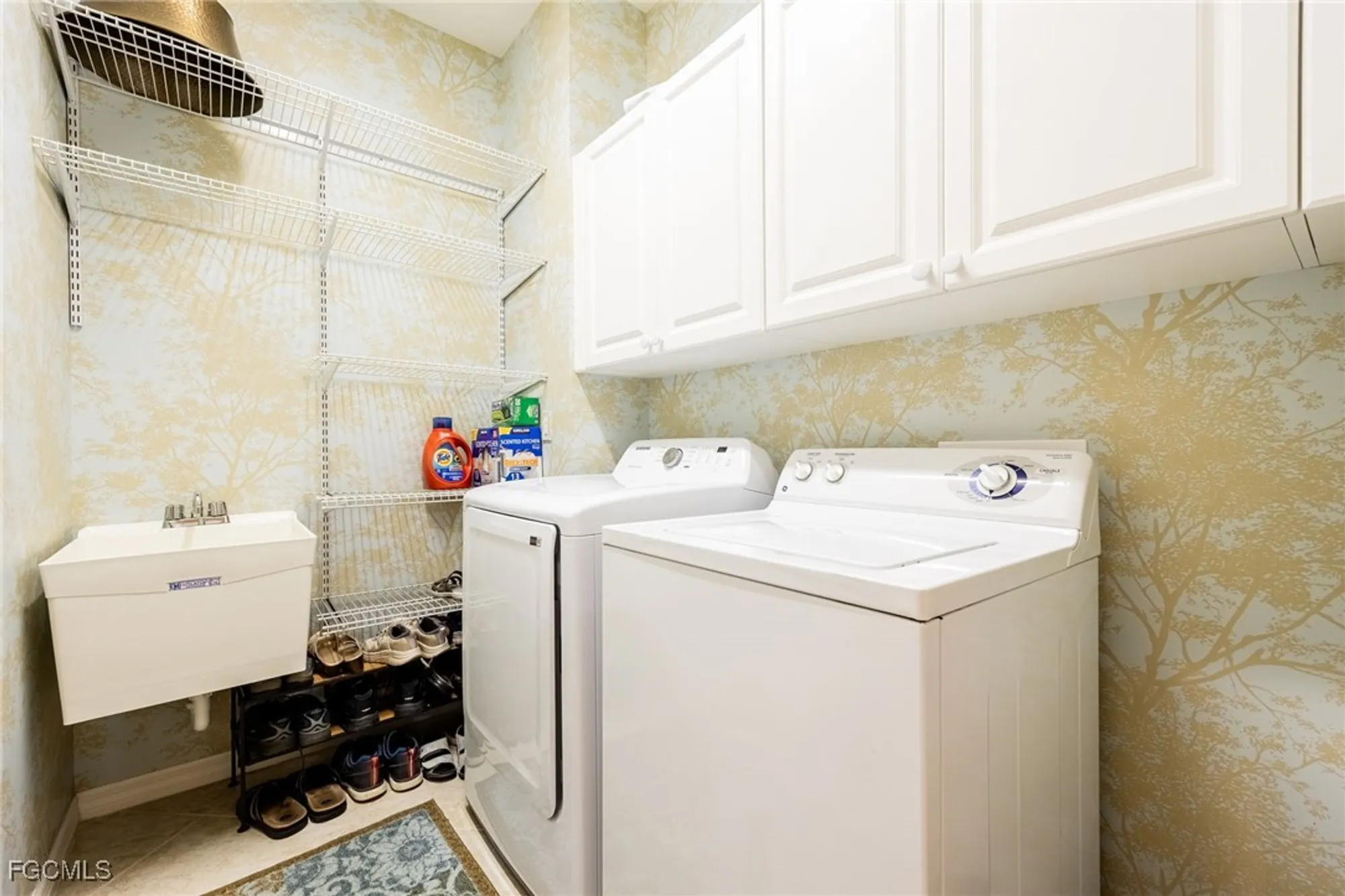 Property Slideshow image 31 of 48 | 3216 magnolia landing ln, North Fort Myers, FL, 33917