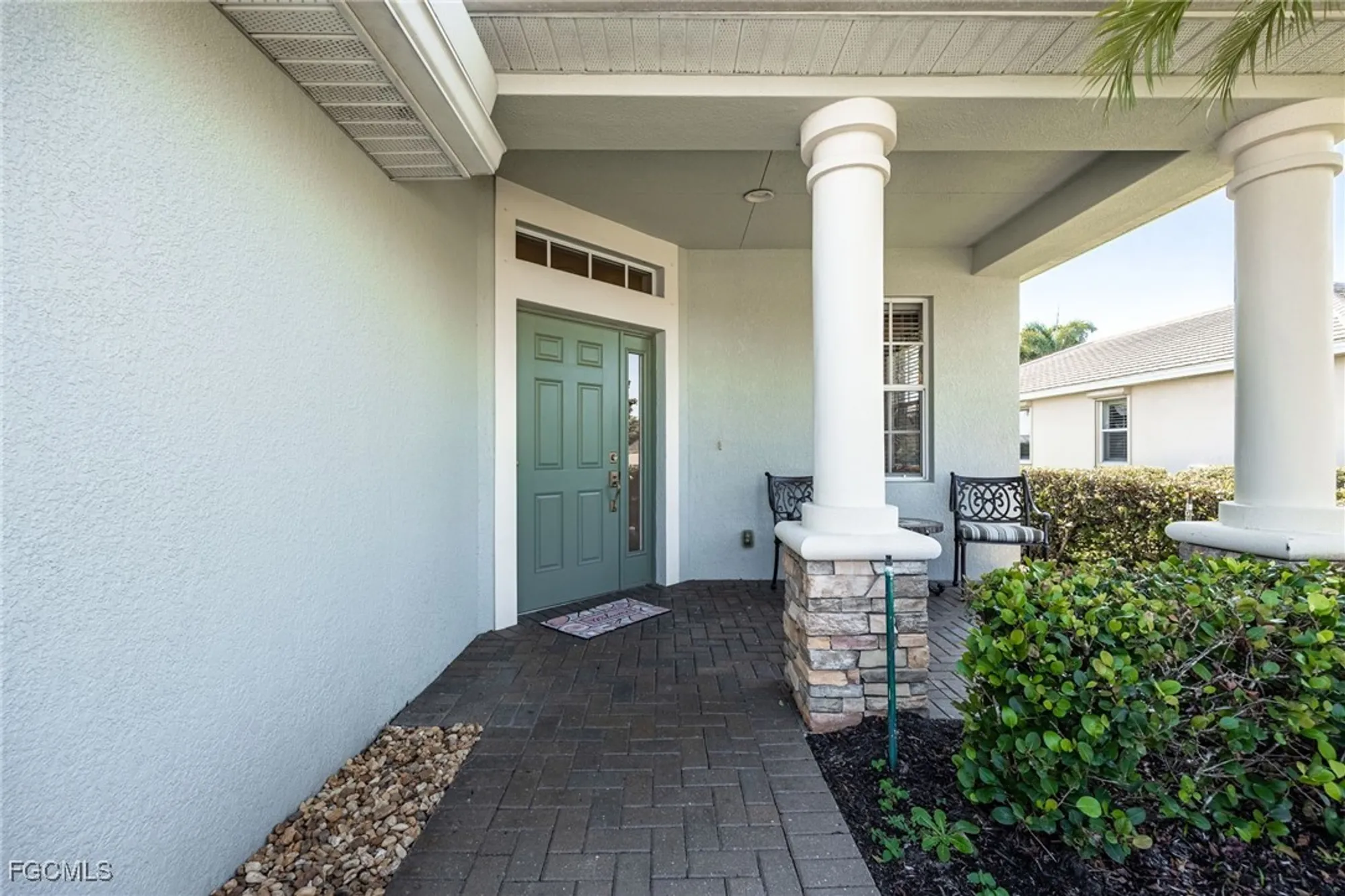 Property Slideshow image 4 of 48 | 3216 magnolia landing ln, North Fort Myers, FL, 33917