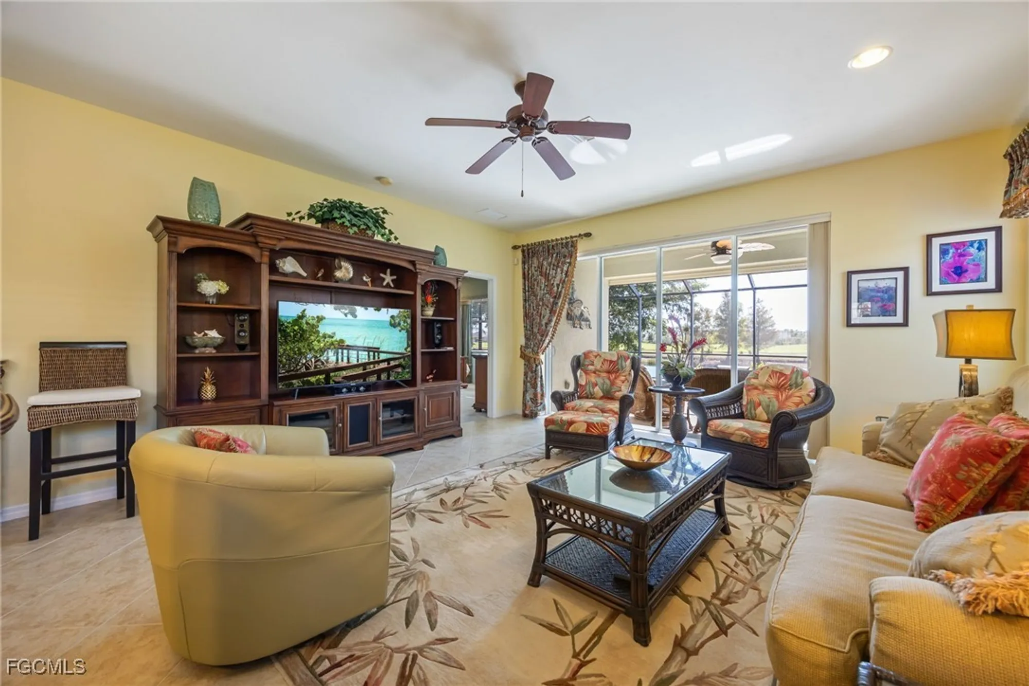 Property Slideshow image 9 of 48 | 3216 magnolia landing ln, North Fort Myers, FL, 33917