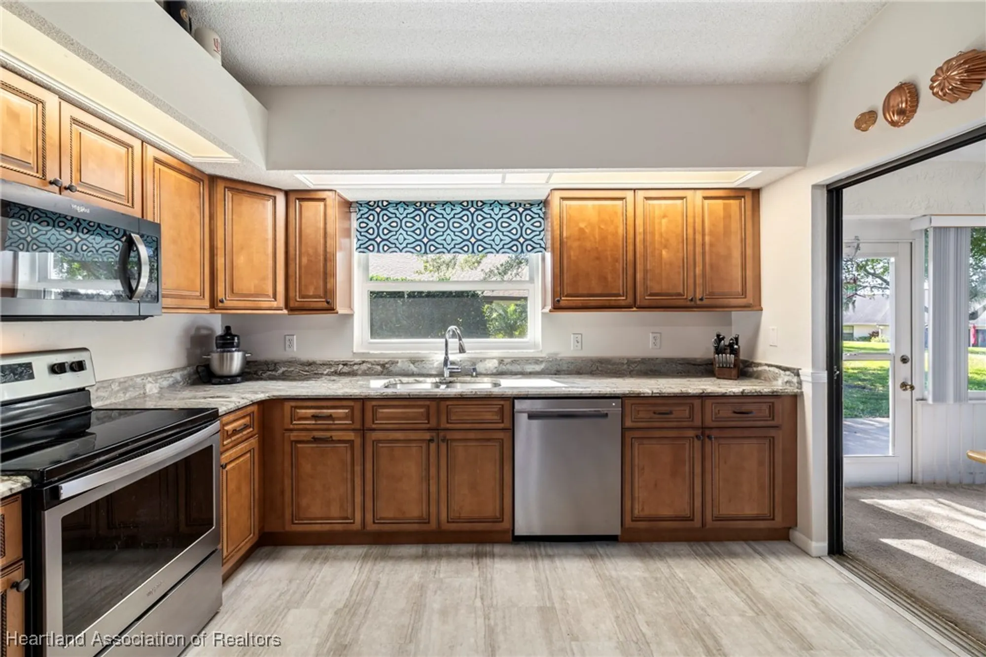 Property Slideshow image 11 of 48 | 21 chestnut trl, Lake Placid, FL, 33852
