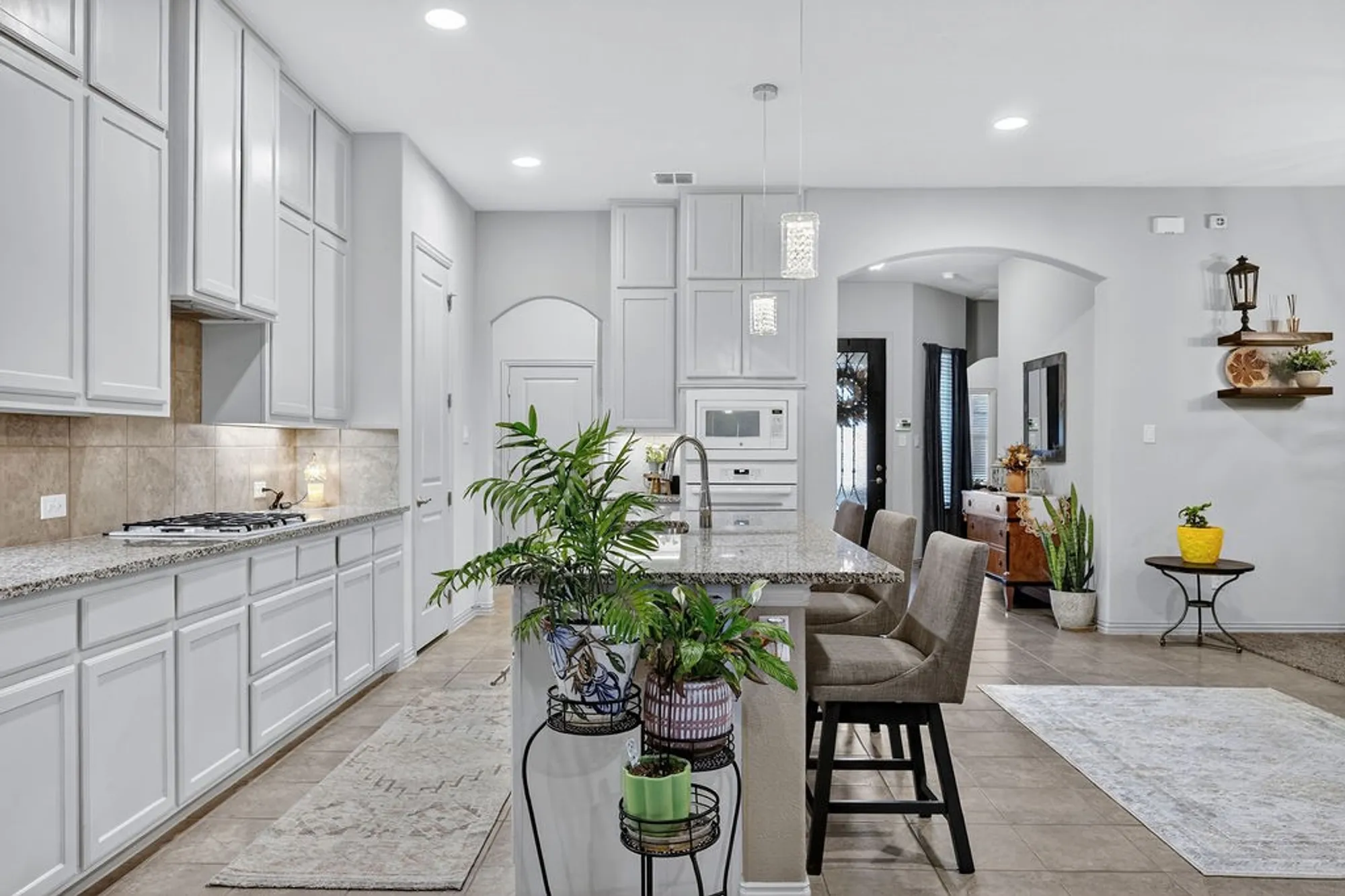 Property Slideshow image 13 of 38 | 2801 vista azul pl 2801, Mansfield, TX, 76063