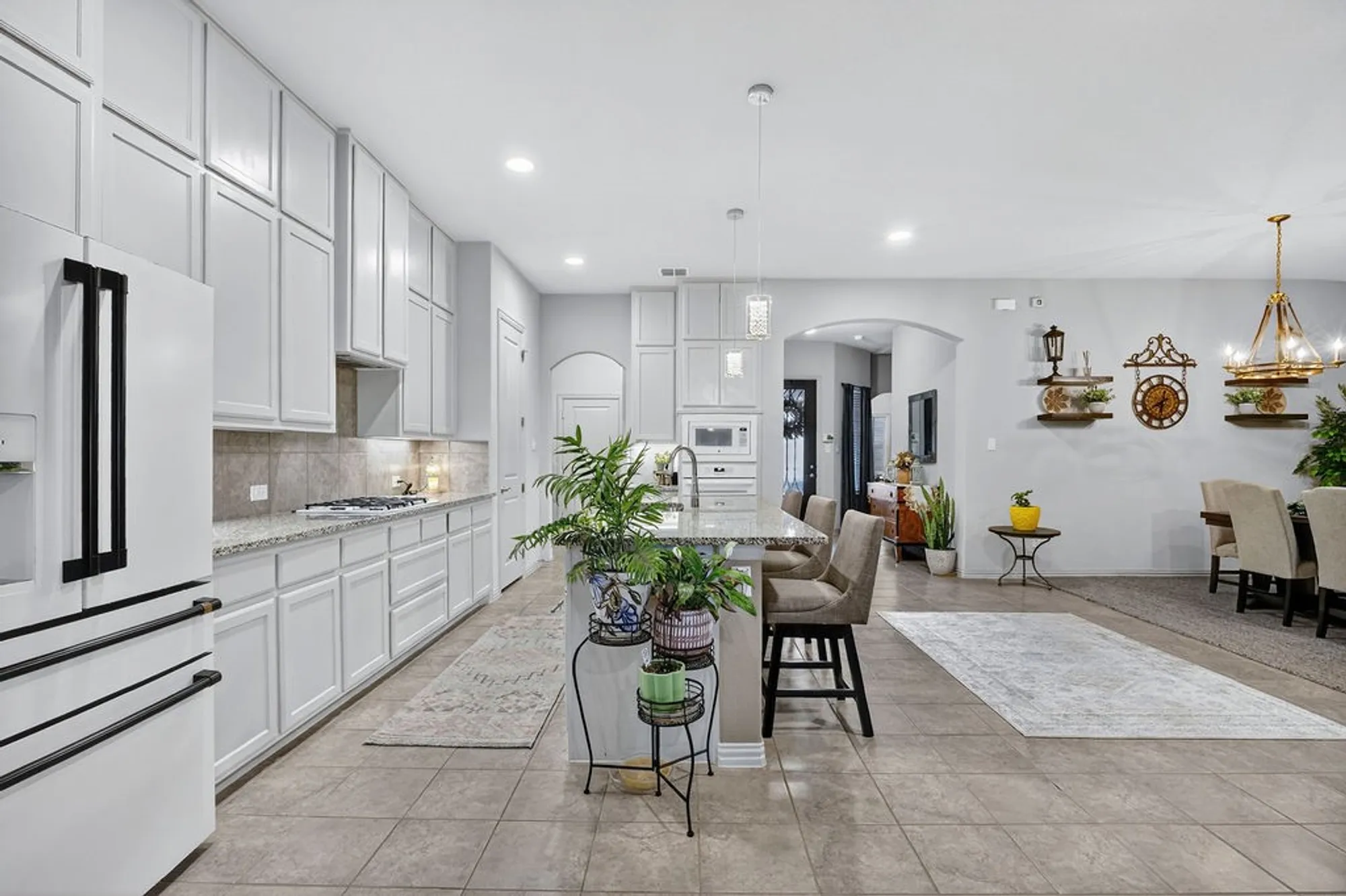 Property Slideshow image 20 of 38 | 2801 vista azul pl 2801, Mansfield, TX, 76063