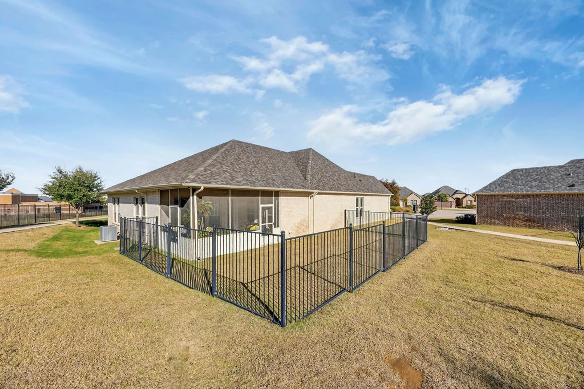 Property Slideshow image 36 of 38 | 2801 vista azul pl 2801, Mansfield, TX, 76063