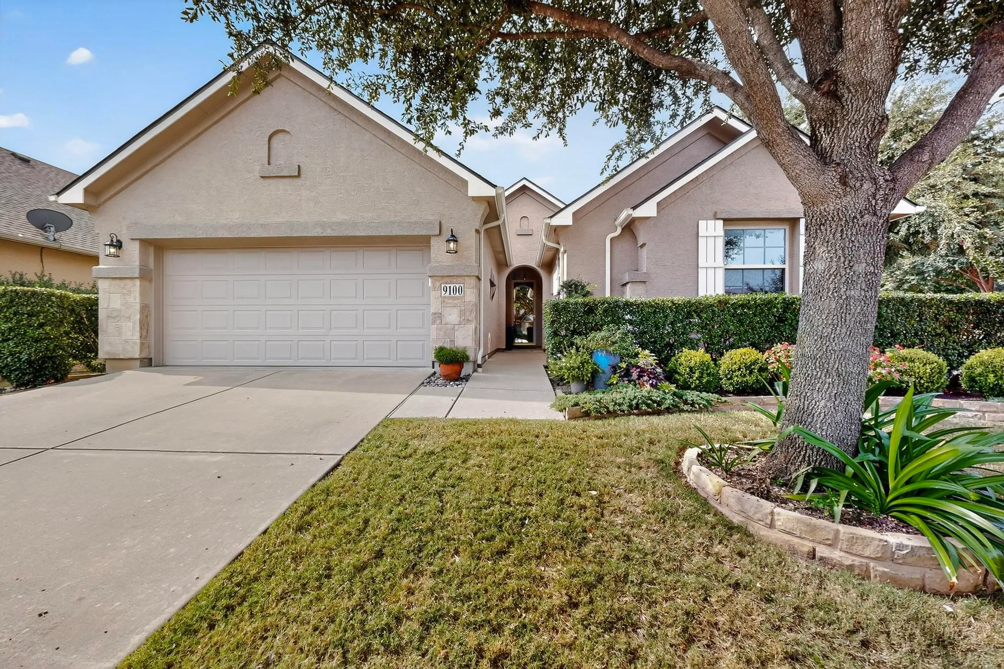 Property Slideshow image 1 of 40 | 9100 perimeter st, Denton, TX, 76207