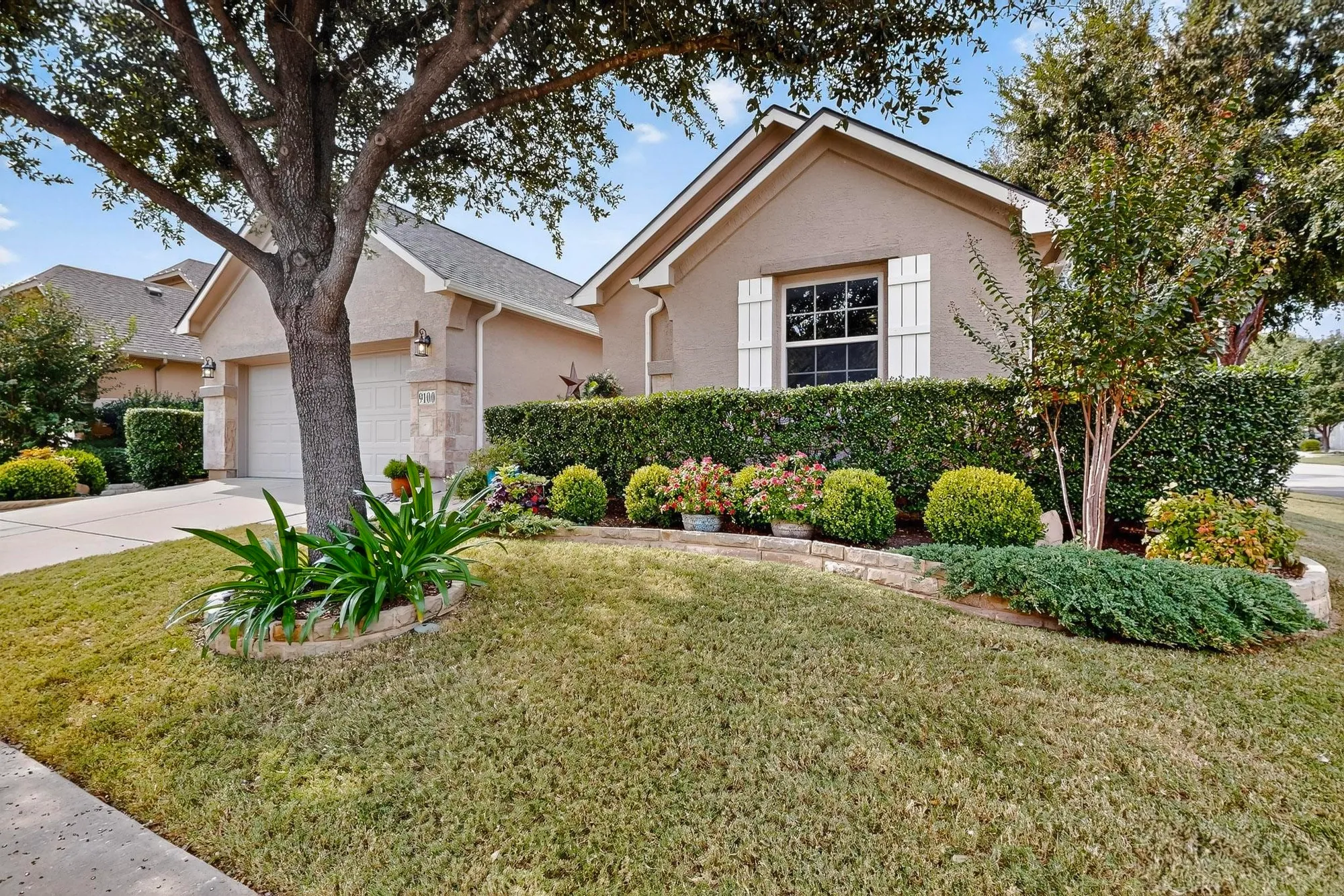 Property Slideshow image 3 of 40 | 9100 perimeter st, Denton, TX, 76207
