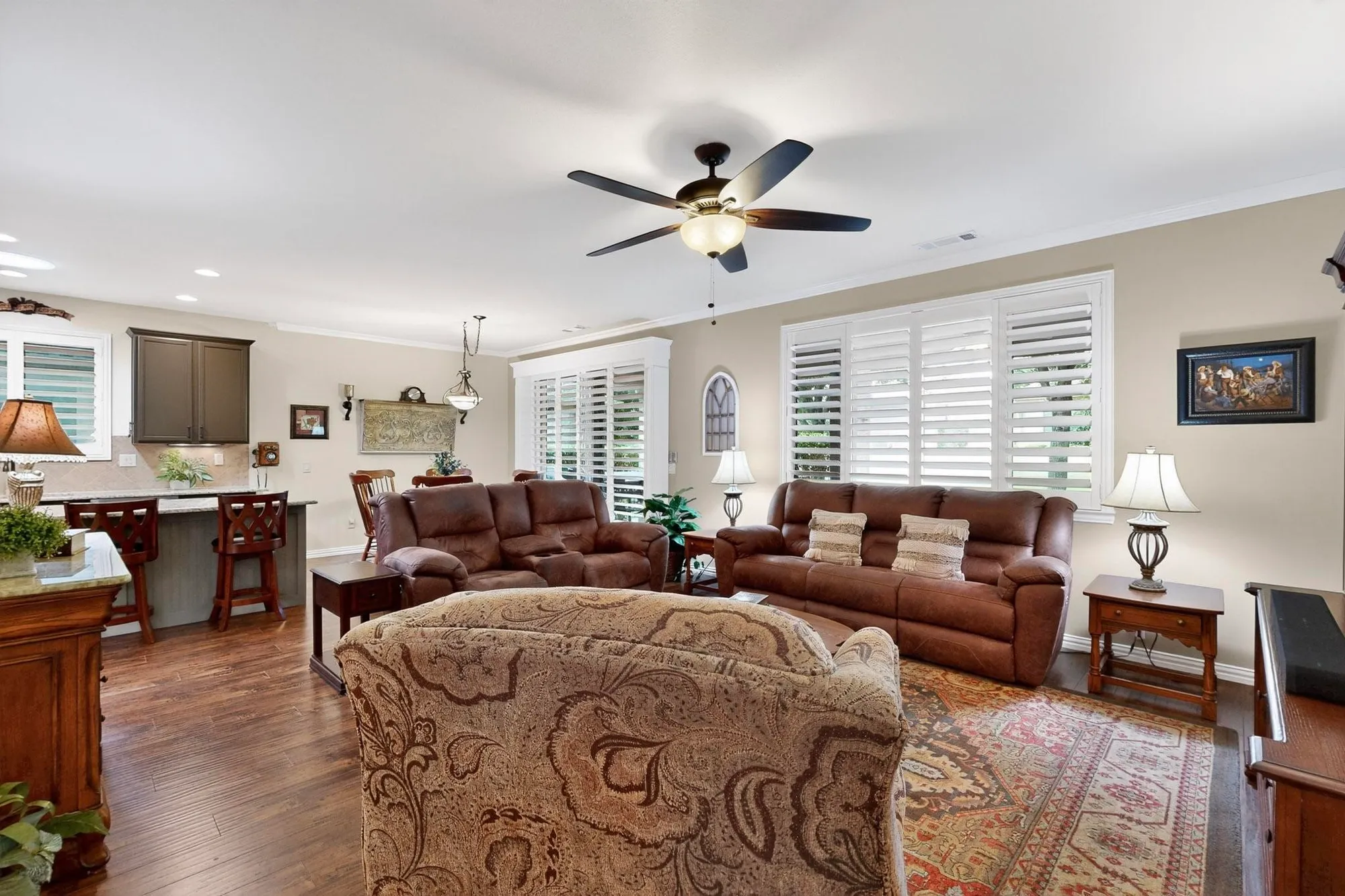 Property Slideshow image 9 of 40 | 9100 perimeter st, Denton, TX, 76207