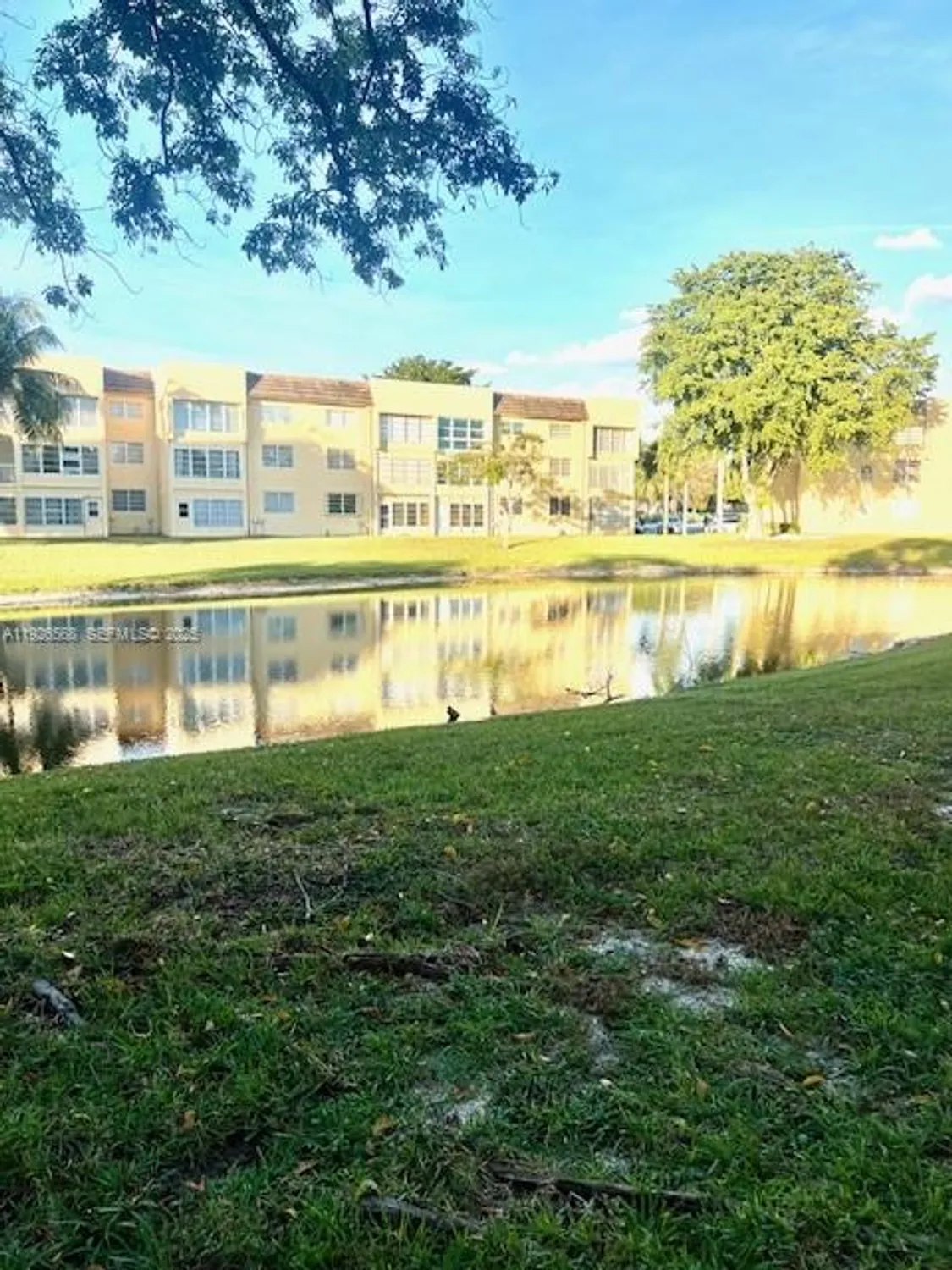 Property Slideshow image 24 of 25 | 6070 nw 64th ave apt 103, Tamarac, FL, 33319