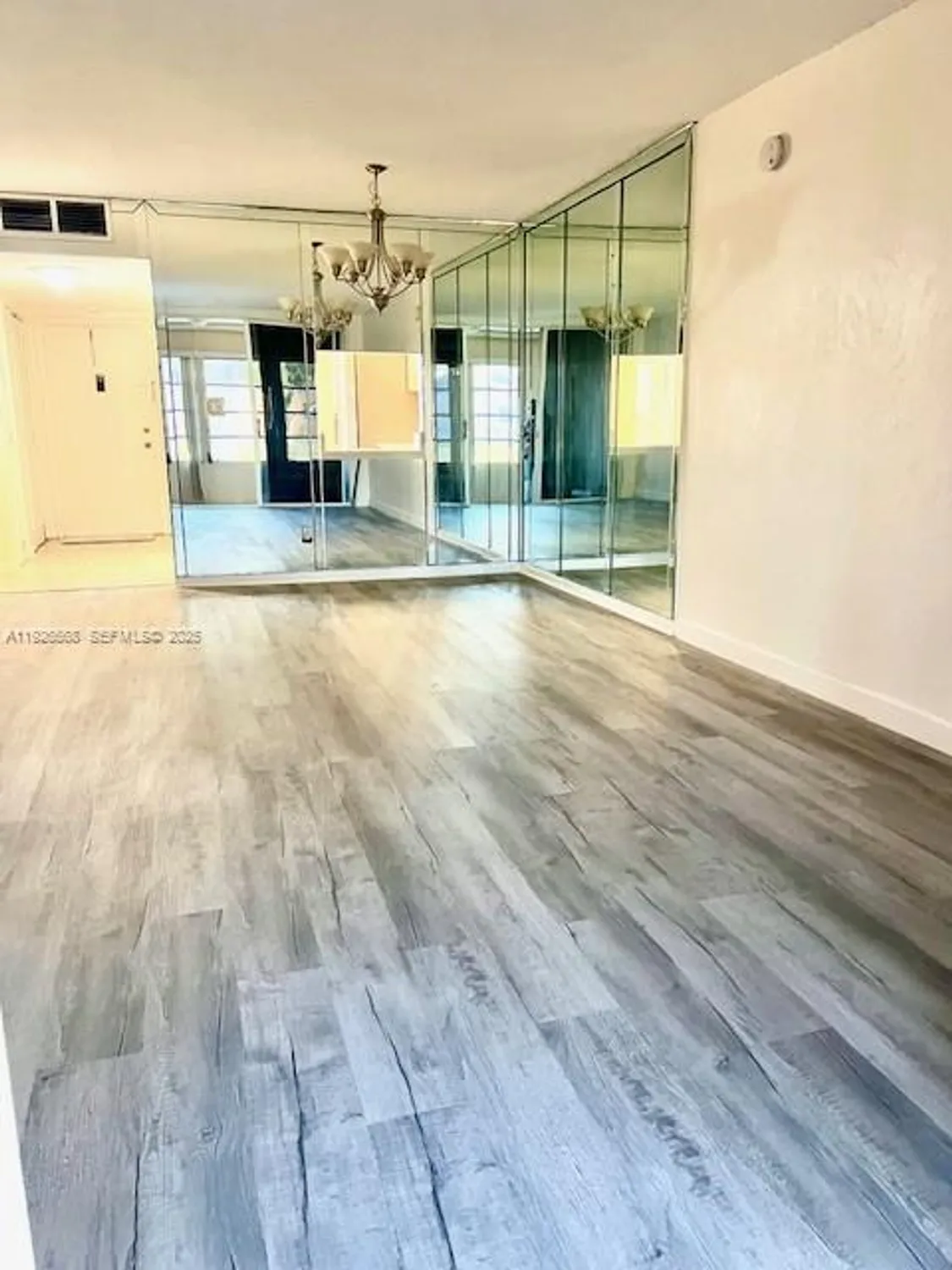 Property Slideshow image 21 of 25 | 6070 nw 64th ave apt 103, Tamarac, FL, 33319