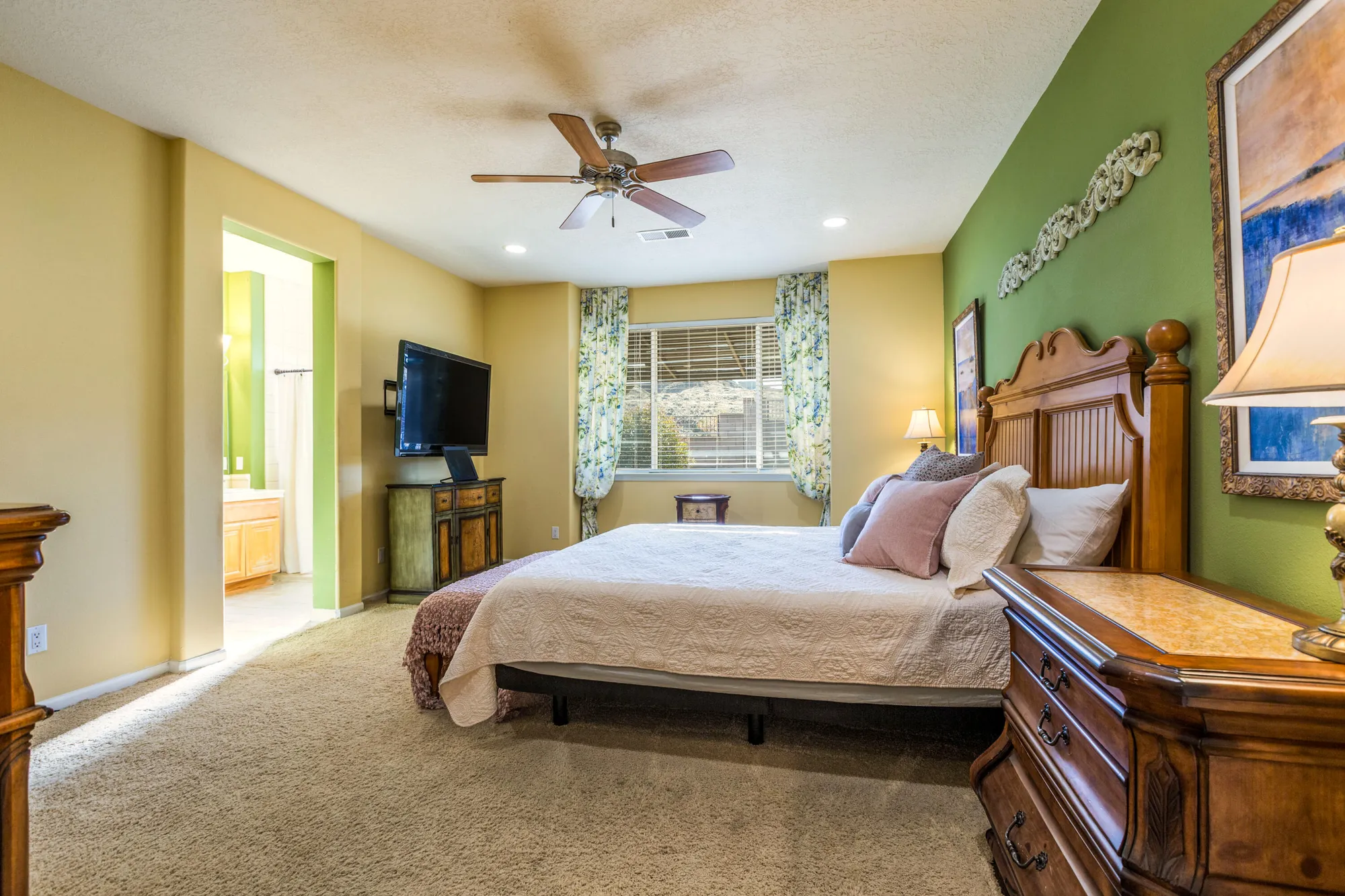 Property Slideshow image 16 of 30 | 741 promenade trl, Los Lunas, NM, 87031