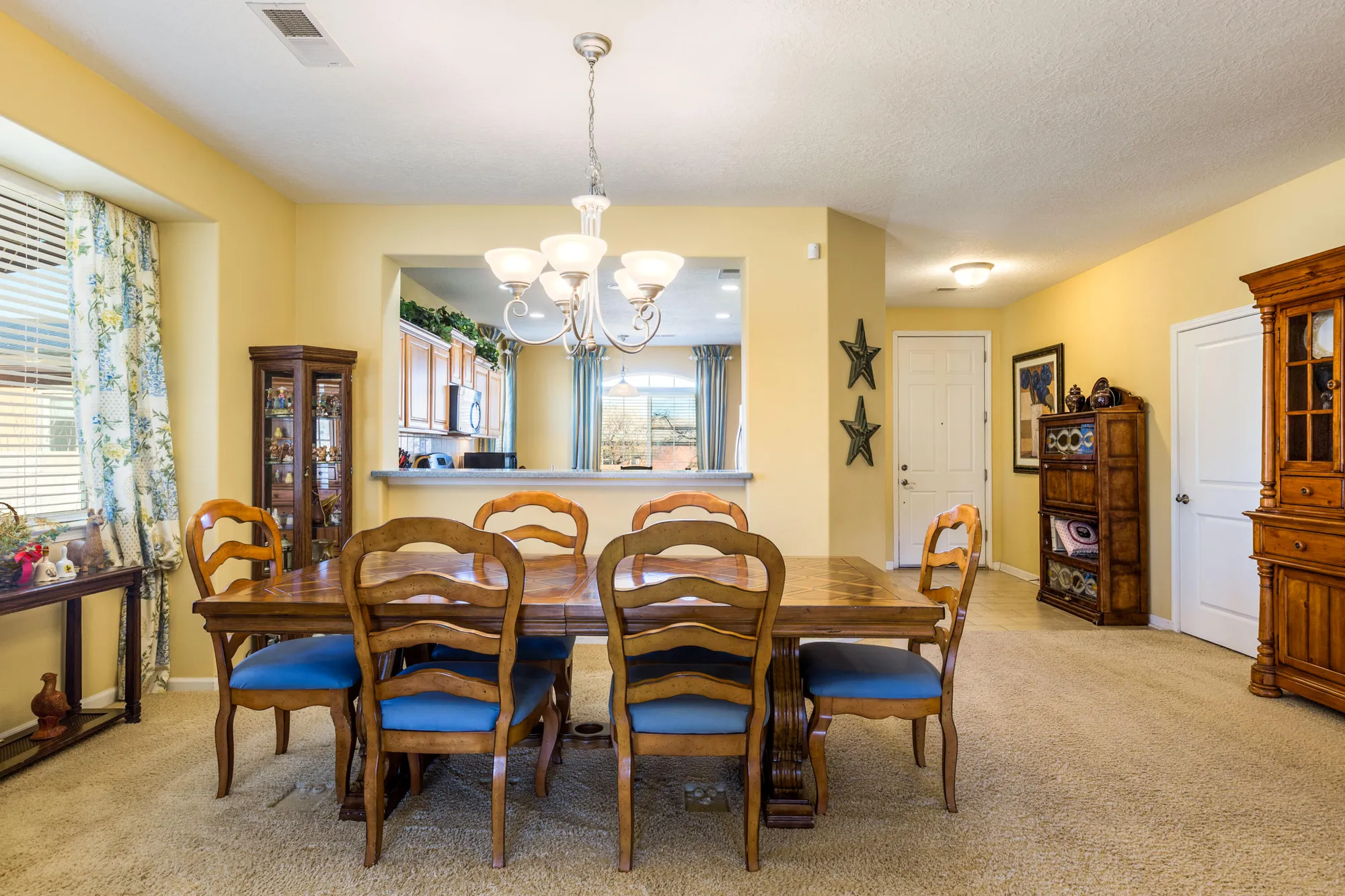 Property Slideshow image 11 of 30 | 741 promenade trl, Los Lunas, NM, 87031