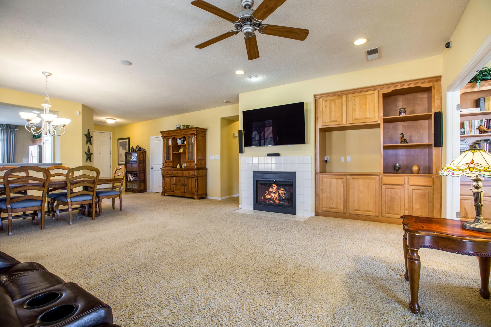 Property Slideshow image 8 of 30 | 741 promenade trl, Los Lunas, NM, 87031