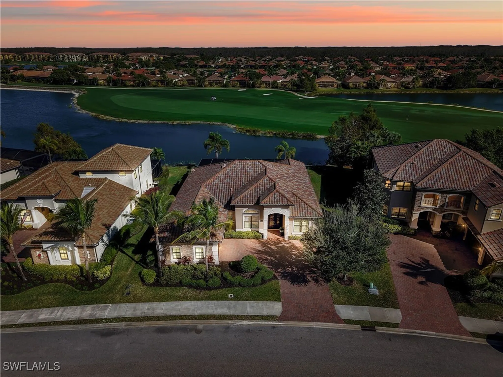 Property Slideshow image 38 of 48 | 28643 lisburn ct, Bonita Springs, FL, 34135