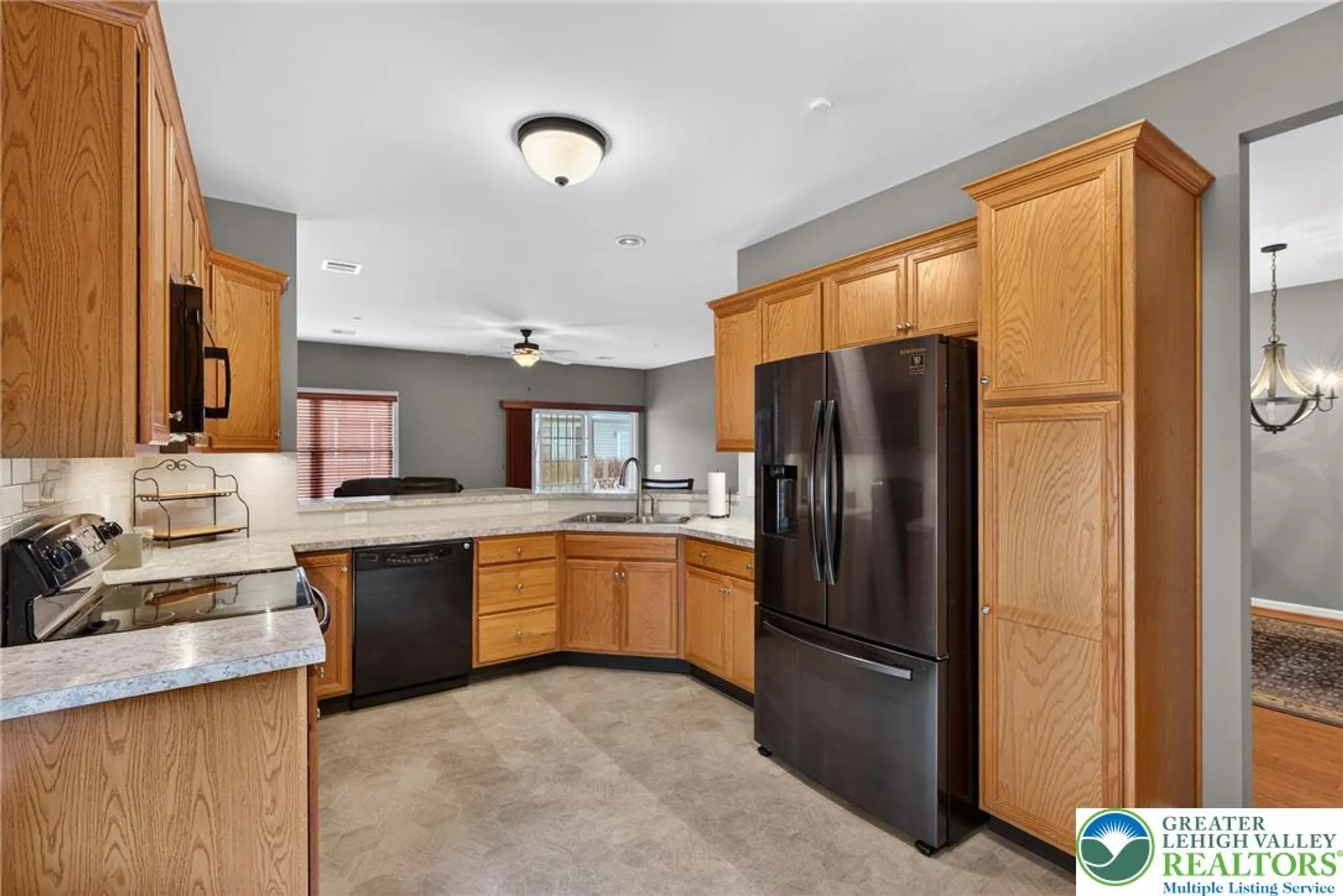 Property Slideshow image 28 of 49 | 5411 congress way, Bethlehem, PA, 18017