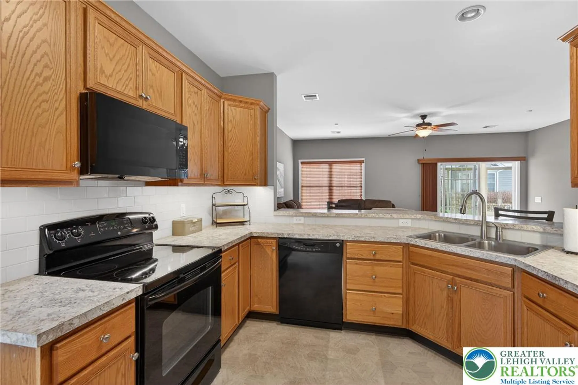 Property Slideshow image 29 of 49 | 5411 congress way, Bethlehem, PA, 18017