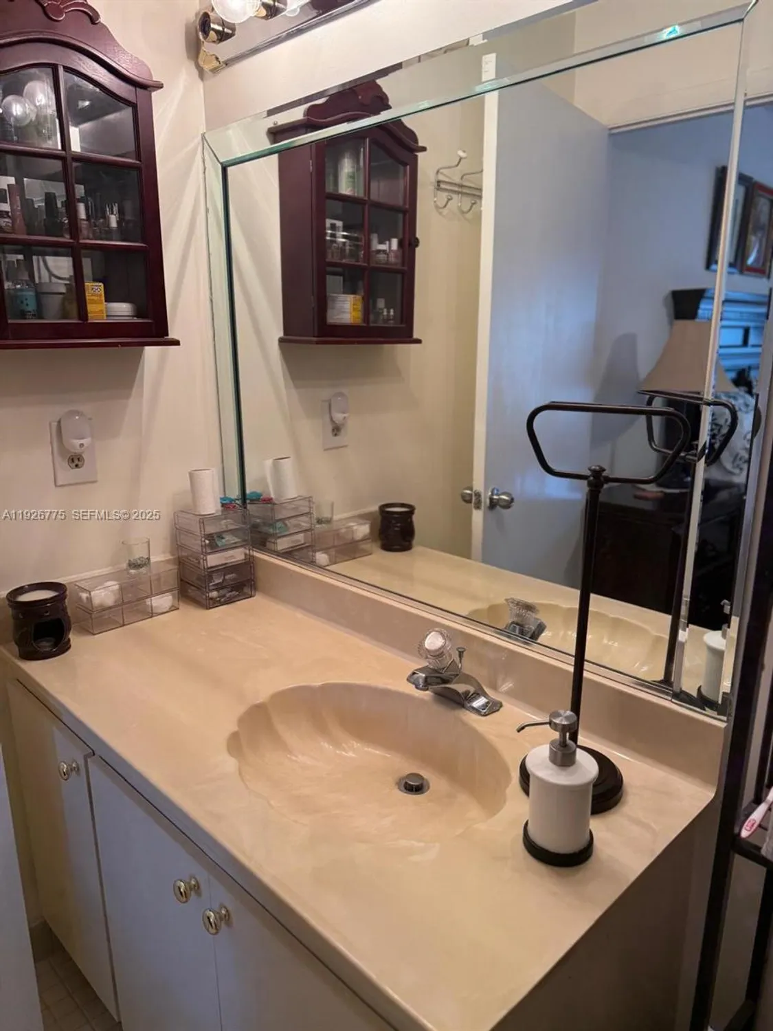 Property Slideshow image 20 of 35 | 15708 bottlebrush cir, Delray Beach, FL, 33484