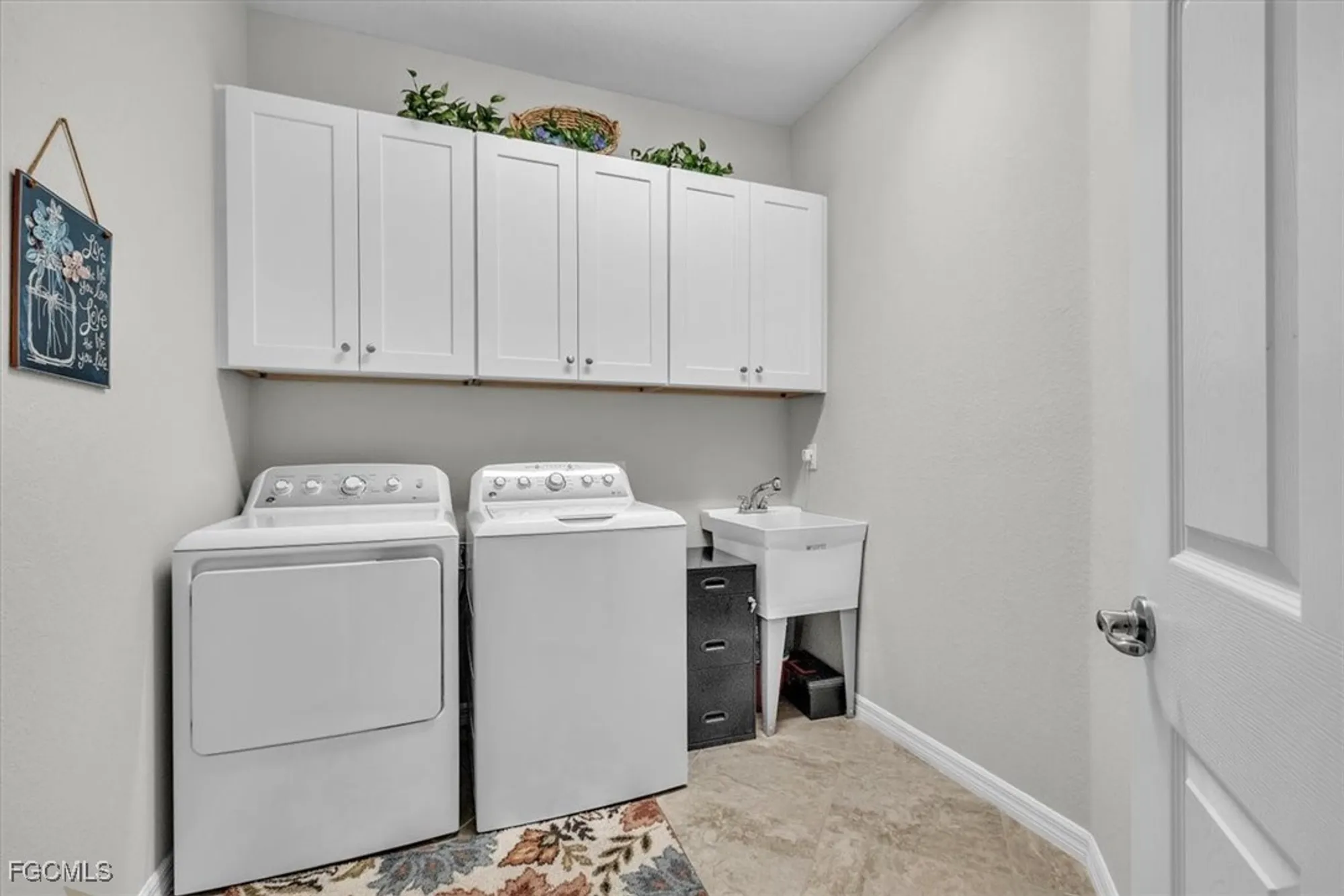 Property Slideshow image 37 of 50 | 10512 casella way apt 201, Fort Myers, FL, 33913