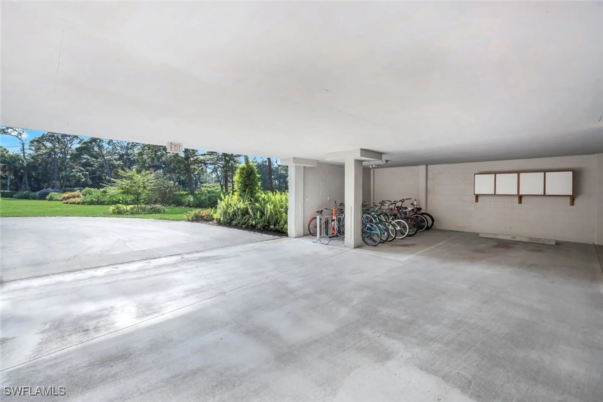 Property Slideshow image 27 of 41 | 3330 crossings ct apt 301, Bonita Springs, FL, 34134