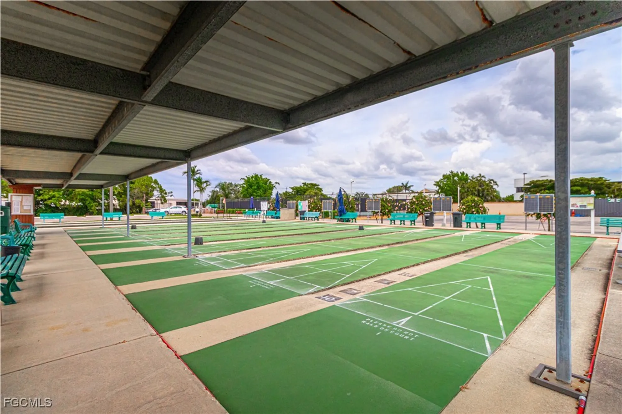 Property Slideshow image 15 of 38 | 7430 lake breeze dr apt 403, Fort Myers, FL, 33907