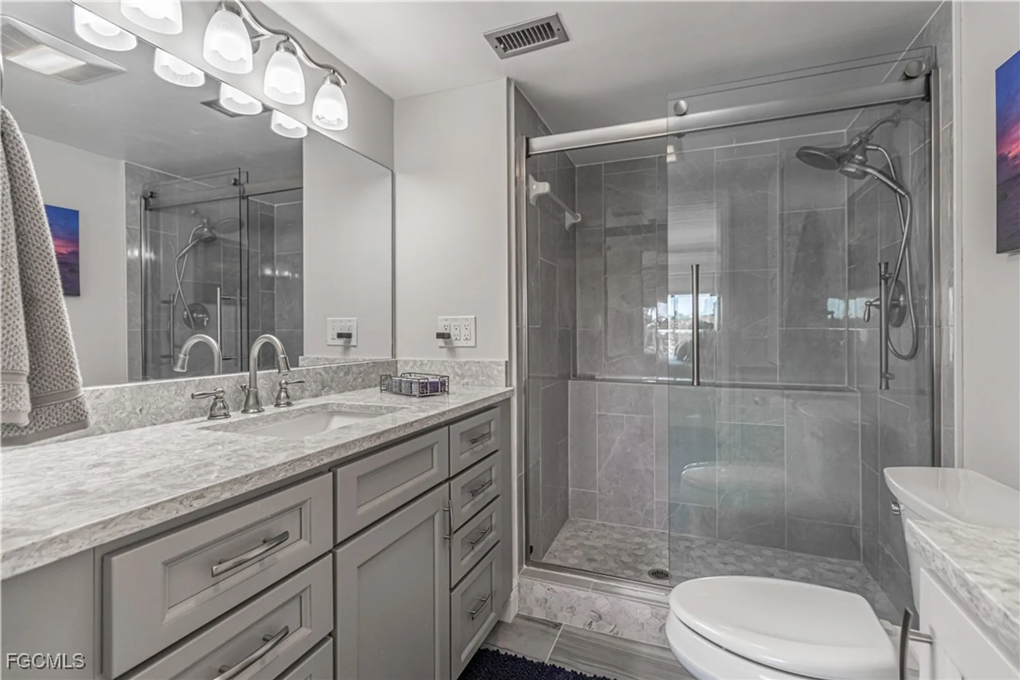 Property Slideshow image 7 of 38 | 7430 lake breeze dr apt 403, Fort Myers, FL, 33907