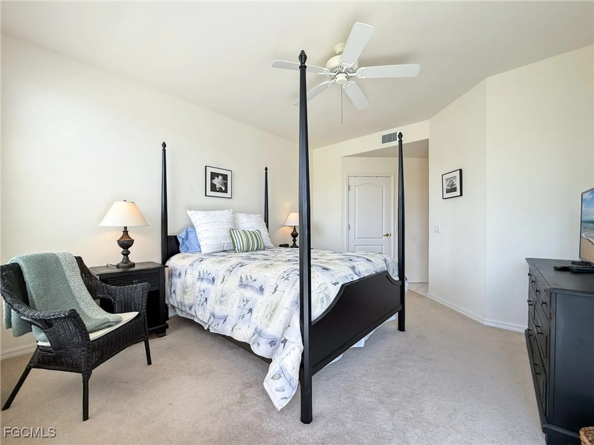 Property Slideshow image 17 of 35 | 15055 tamarind cay ct 1207, Fort Myers, FL, 33908