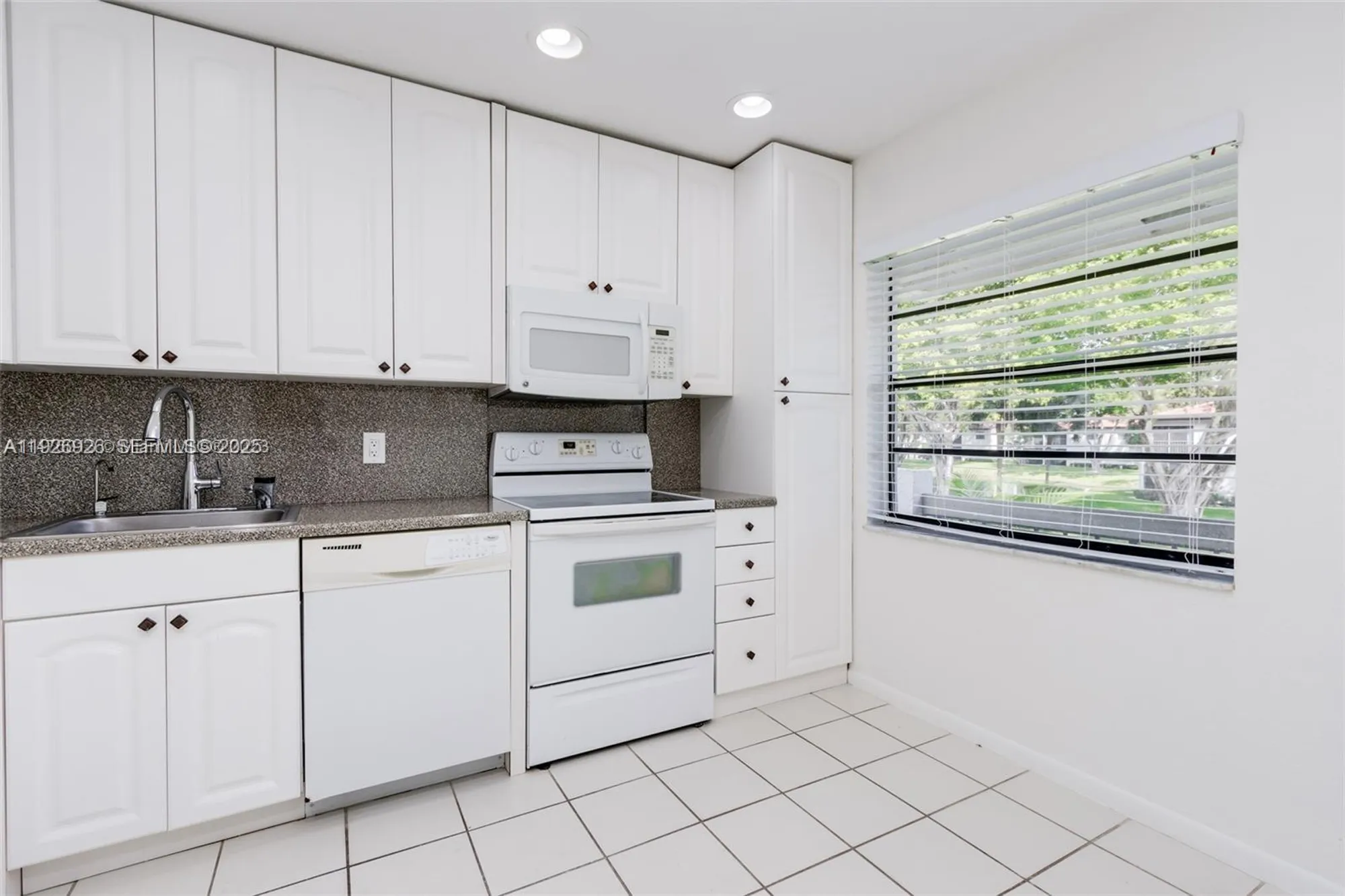 Property Slideshow image 15 of 24 | 21529 cypress hammock dr 35j, Boca Raton, FL, 33428