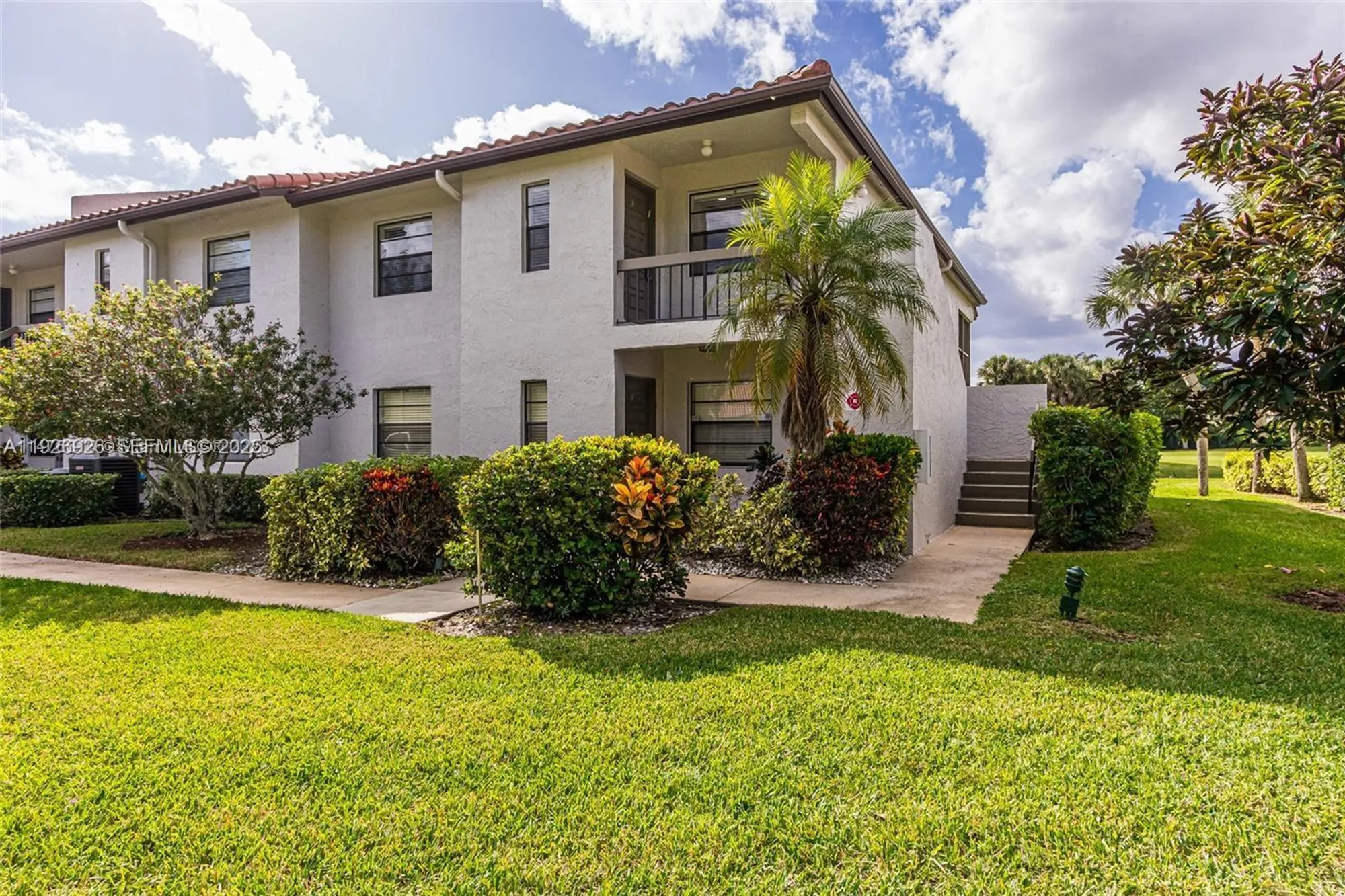 Property Slideshow image 2 of 24 | 21529 cypress hammock dr 35j, Boca Raton, FL, 33428