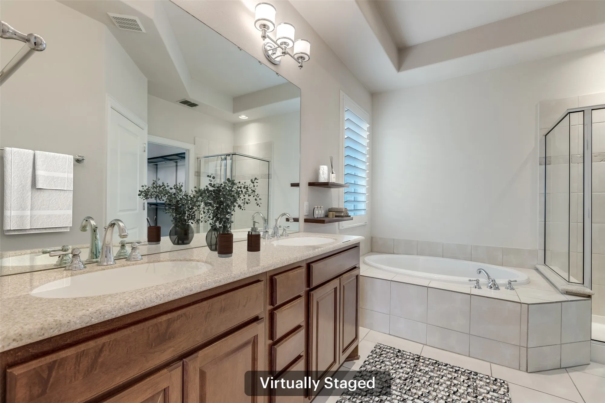 Property Slideshow image 21 of 38 | 353 burnswick isles way, Frisco, TX, 75036