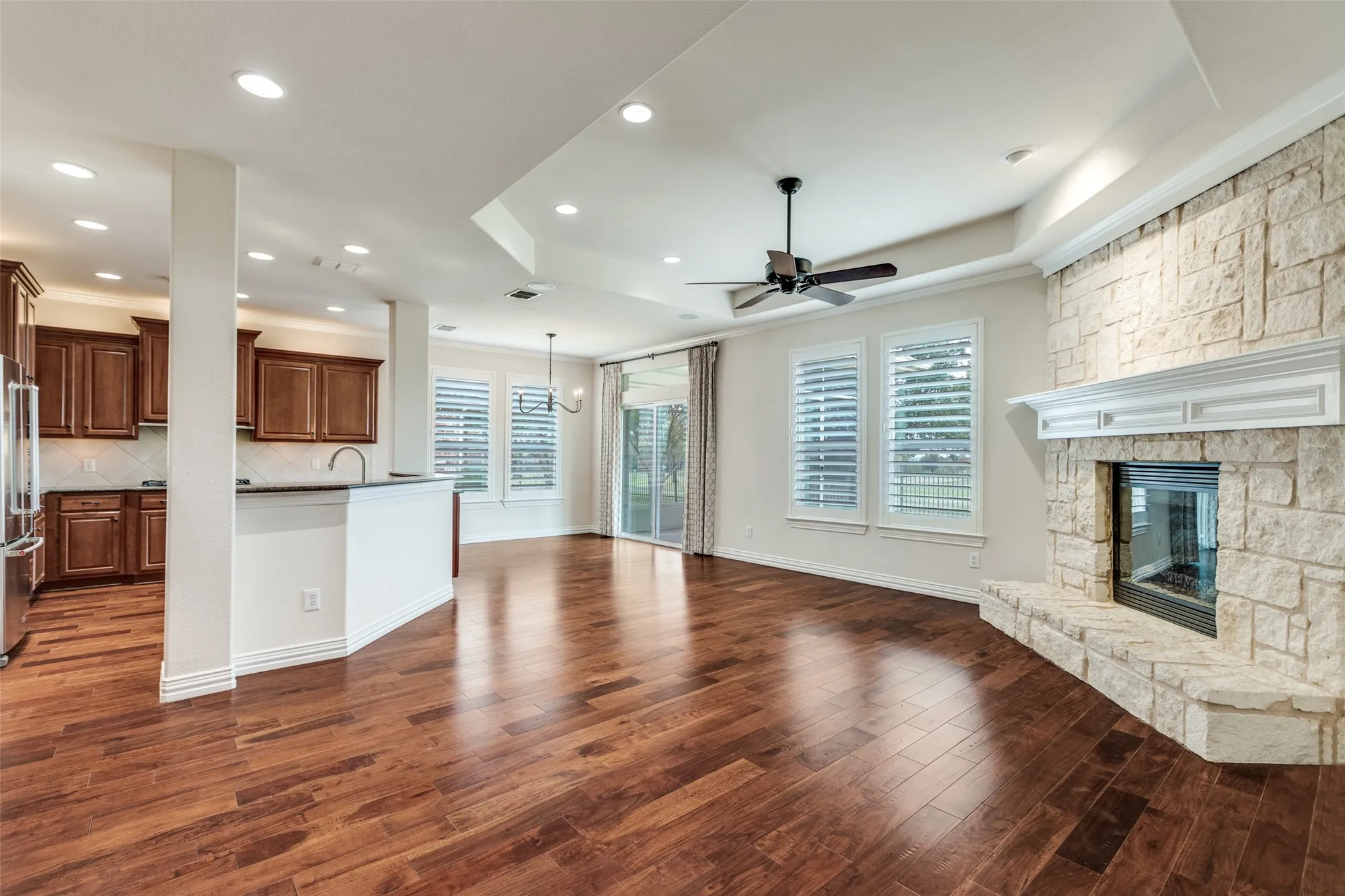 Property Slideshow image 9 of 38 | 353 burnswick isles way, Frisco, TX, 75036