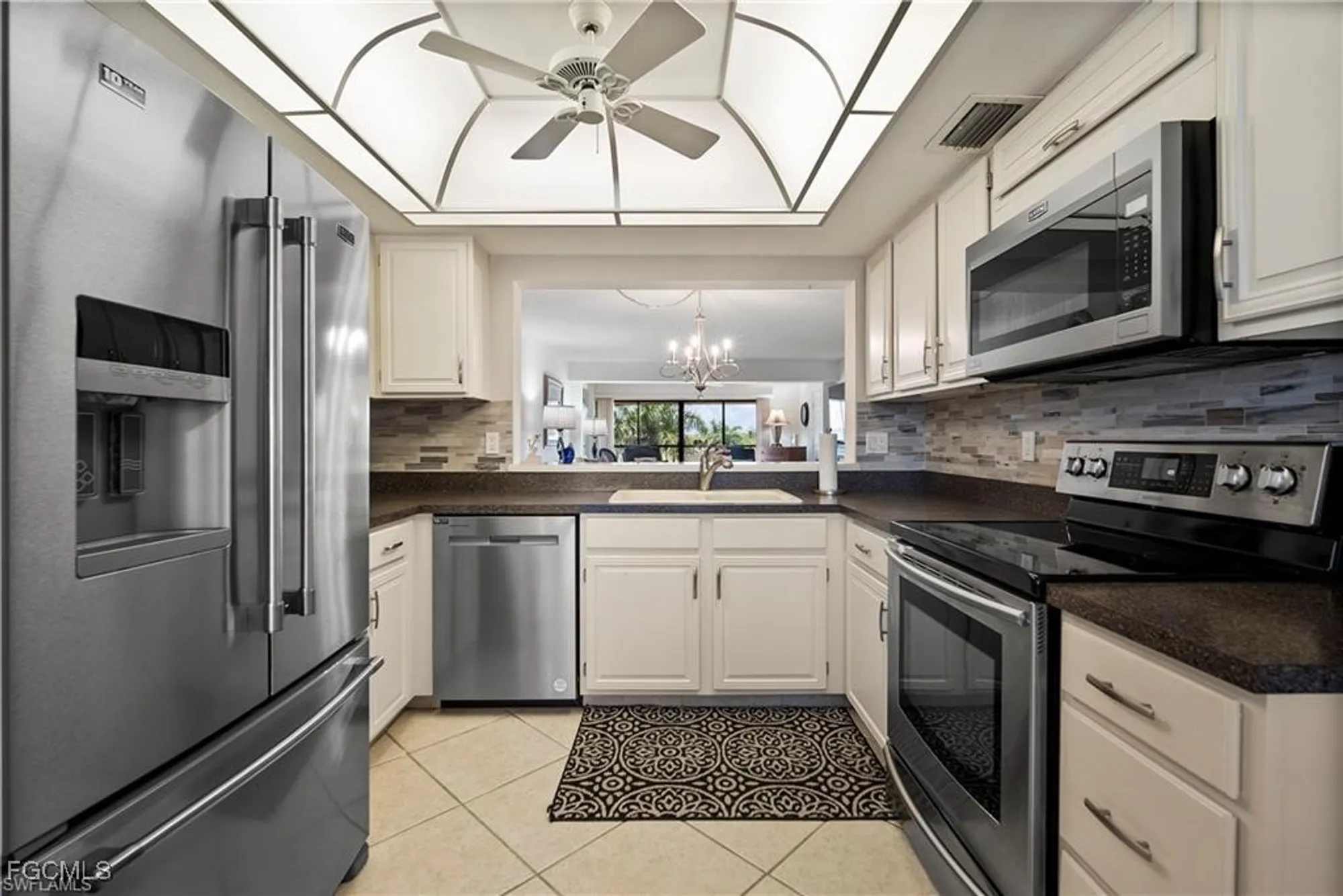 Property Slideshow image 4 of 44 | 7430 lake breeze dr apt 402, Fort Myers, FL, 33907
