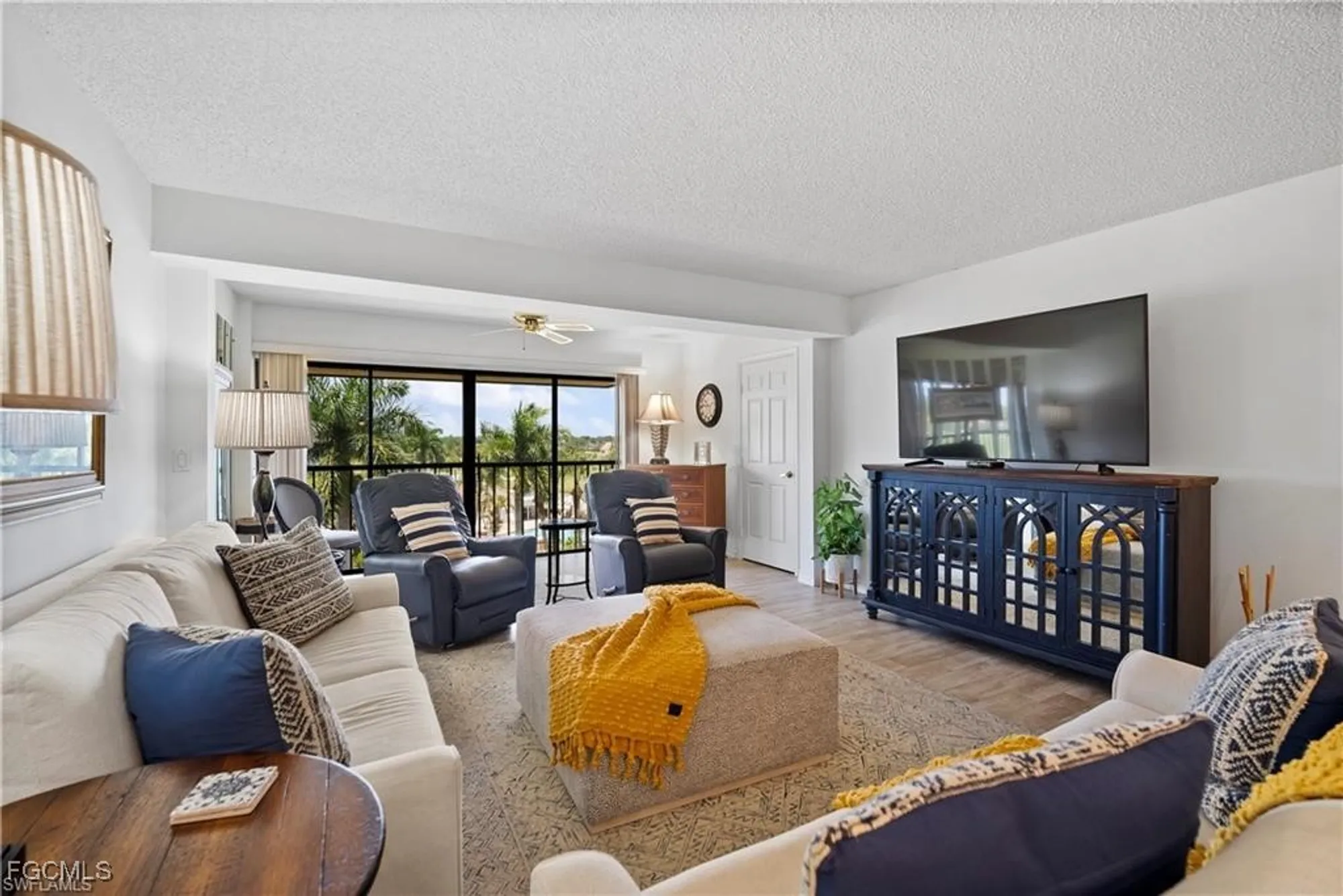 Property Slideshow image 6 of 44 | 7430 lake breeze dr apt 402, Fort Myers, FL, 33907