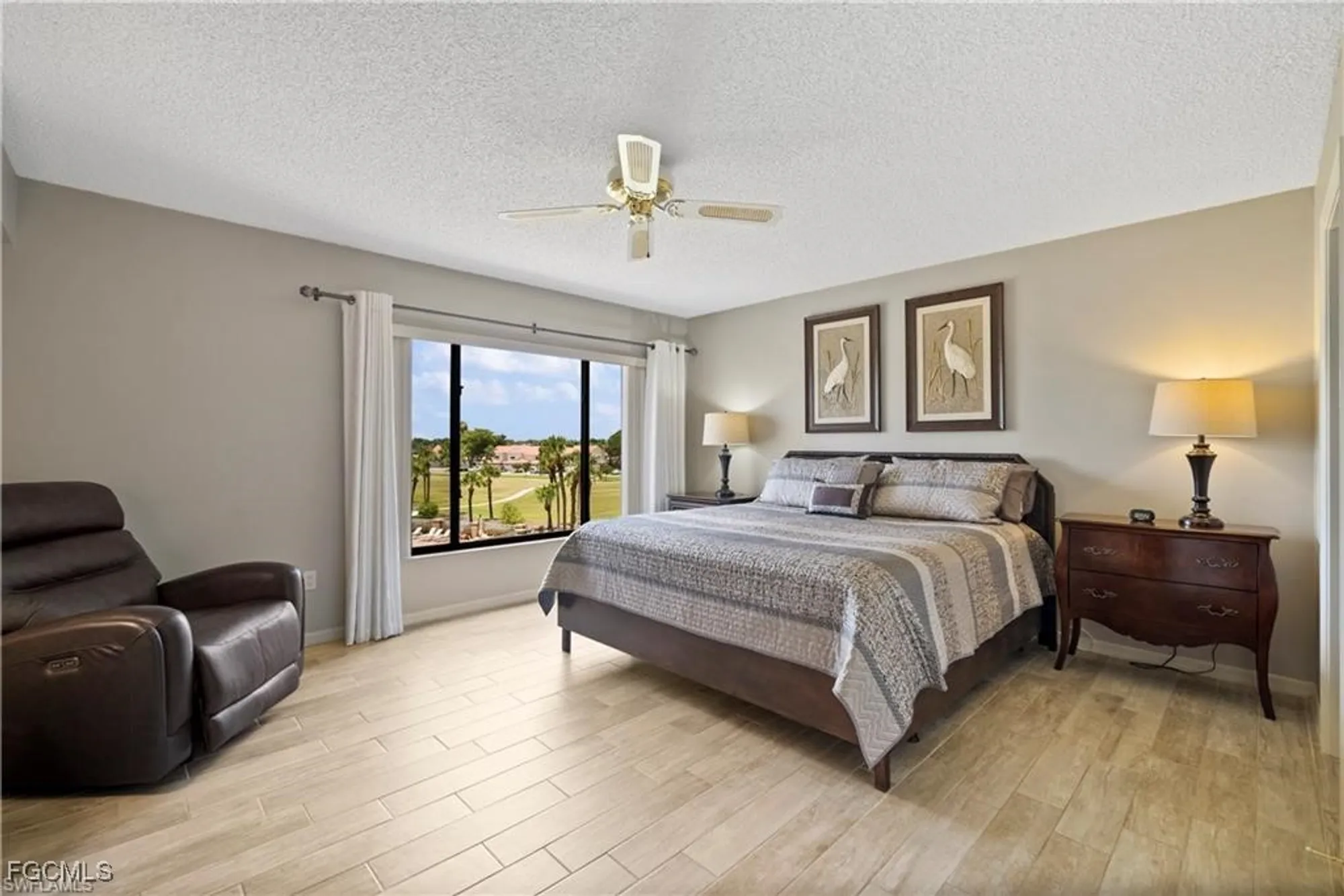Property Slideshow image 9 of 44 | 7430 lake breeze dr apt 402, Fort Myers, FL, 33907