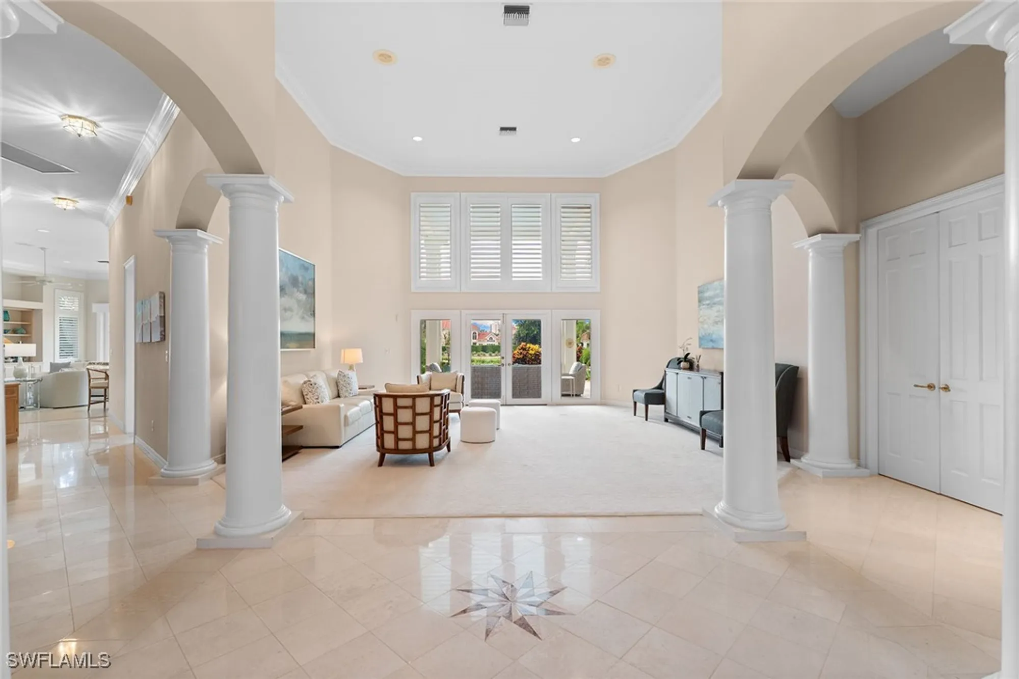 Property Slideshow image 21 of 45 | 709 jamestown ln, Naples, FL, 34108