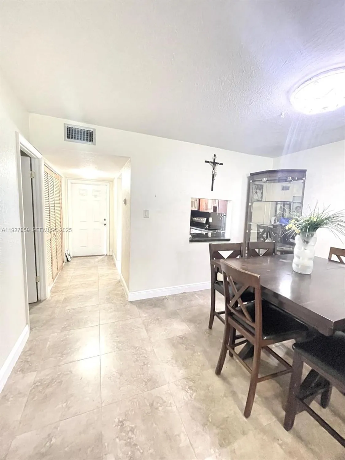 Property Slideshow image 5 of 17 | 7605 nw 5th ct apt 102, Margate, FL, 33063