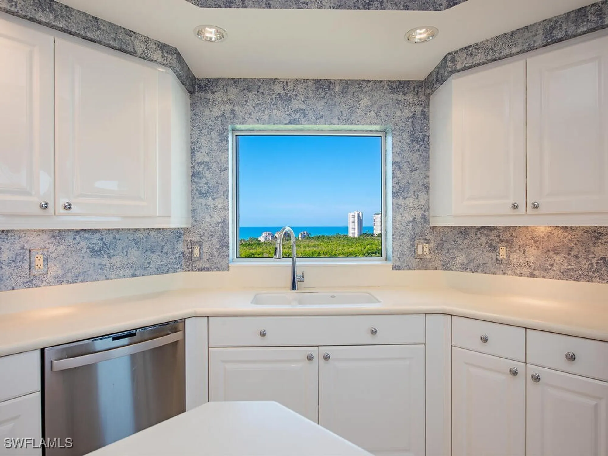 Property Slideshow image 10 of 21 | 7425 pelican bay blvd 1106, Naples, FL, 34108