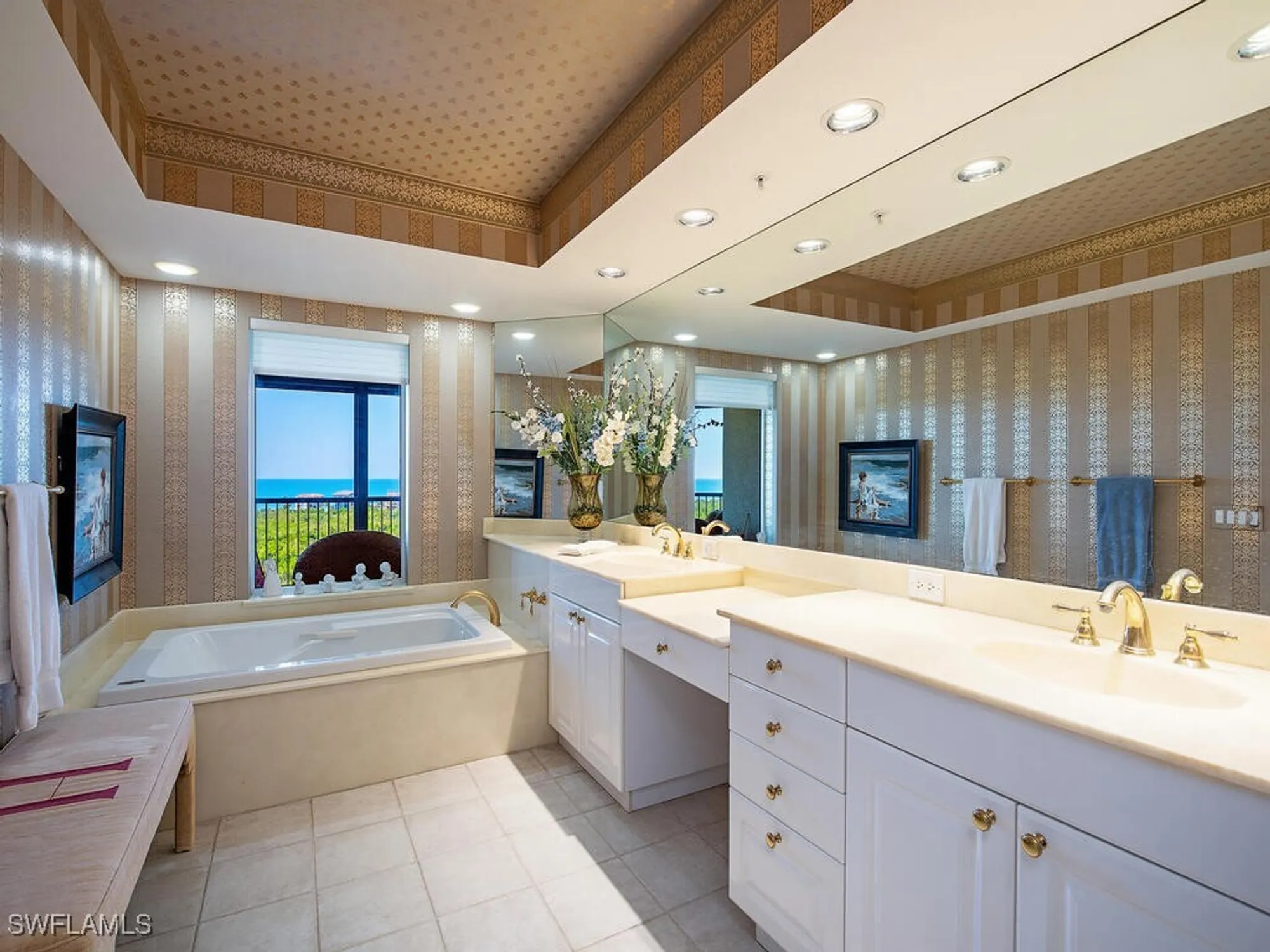 Property Slideshow image 12 of 21 | 7425 pelican bay blvd 1106, Naples, FL, 34108