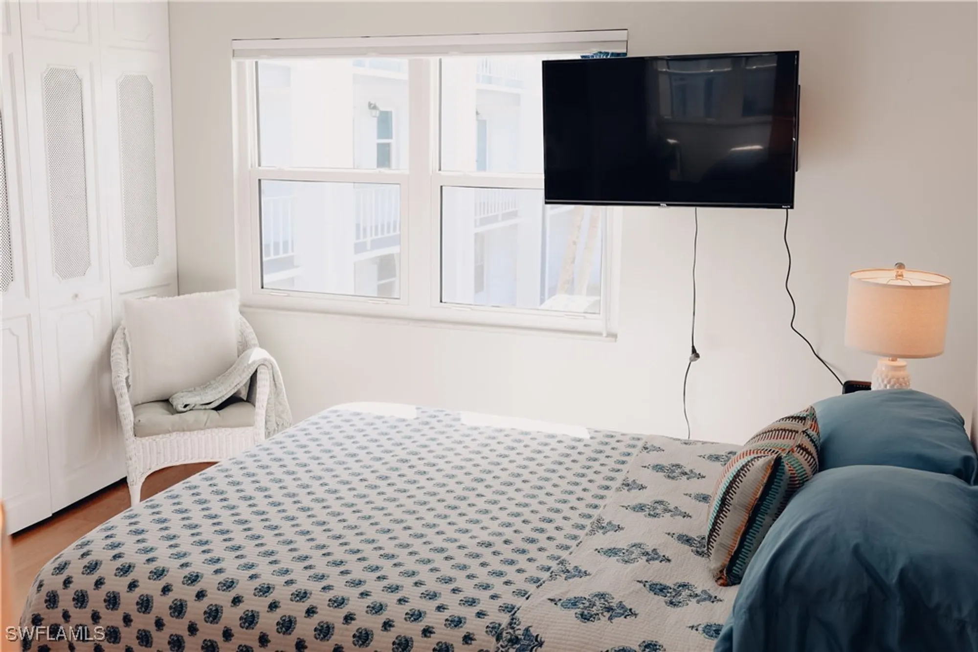 Property Slideshow image 10 of 31 | 1724 pine valley dr 201, Fort Myers, FL, 33907