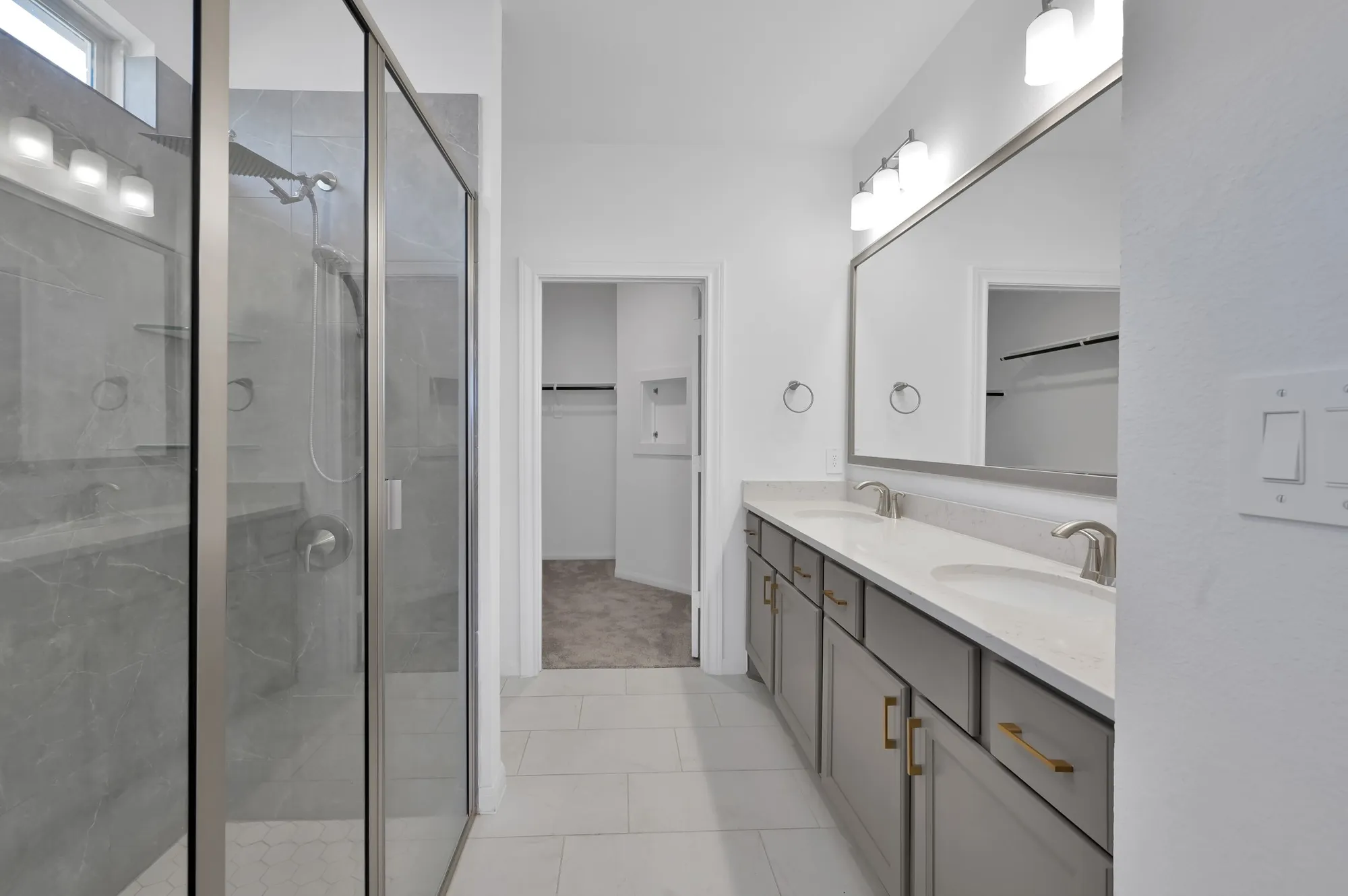 Property Slideshow image 11 of 28 | 9906 monarch landing cv, Willis, TX, 77318