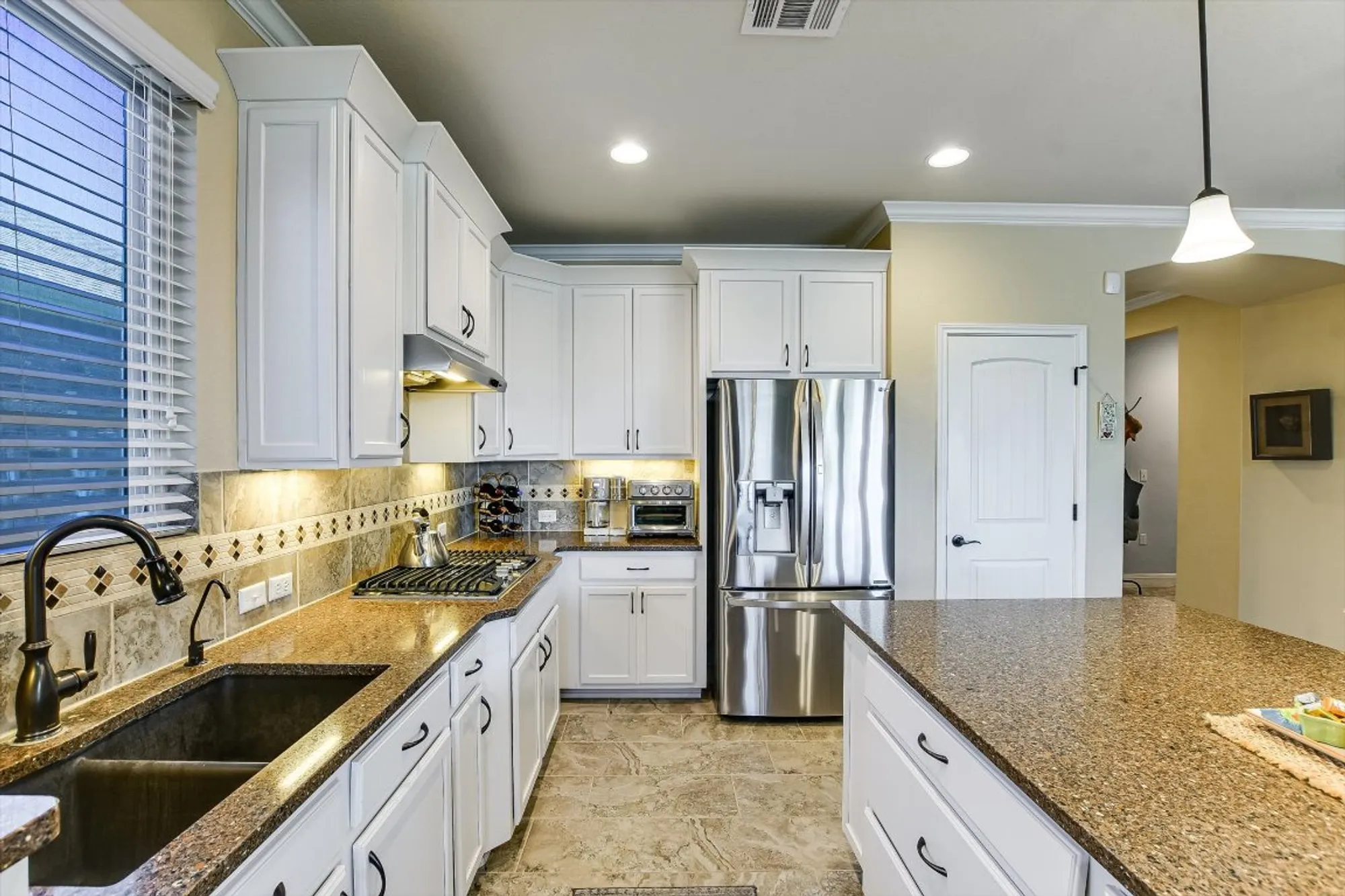 Property Slideshow image 9 of 30 | 603 archer ln, Georgetown, TX, 78633