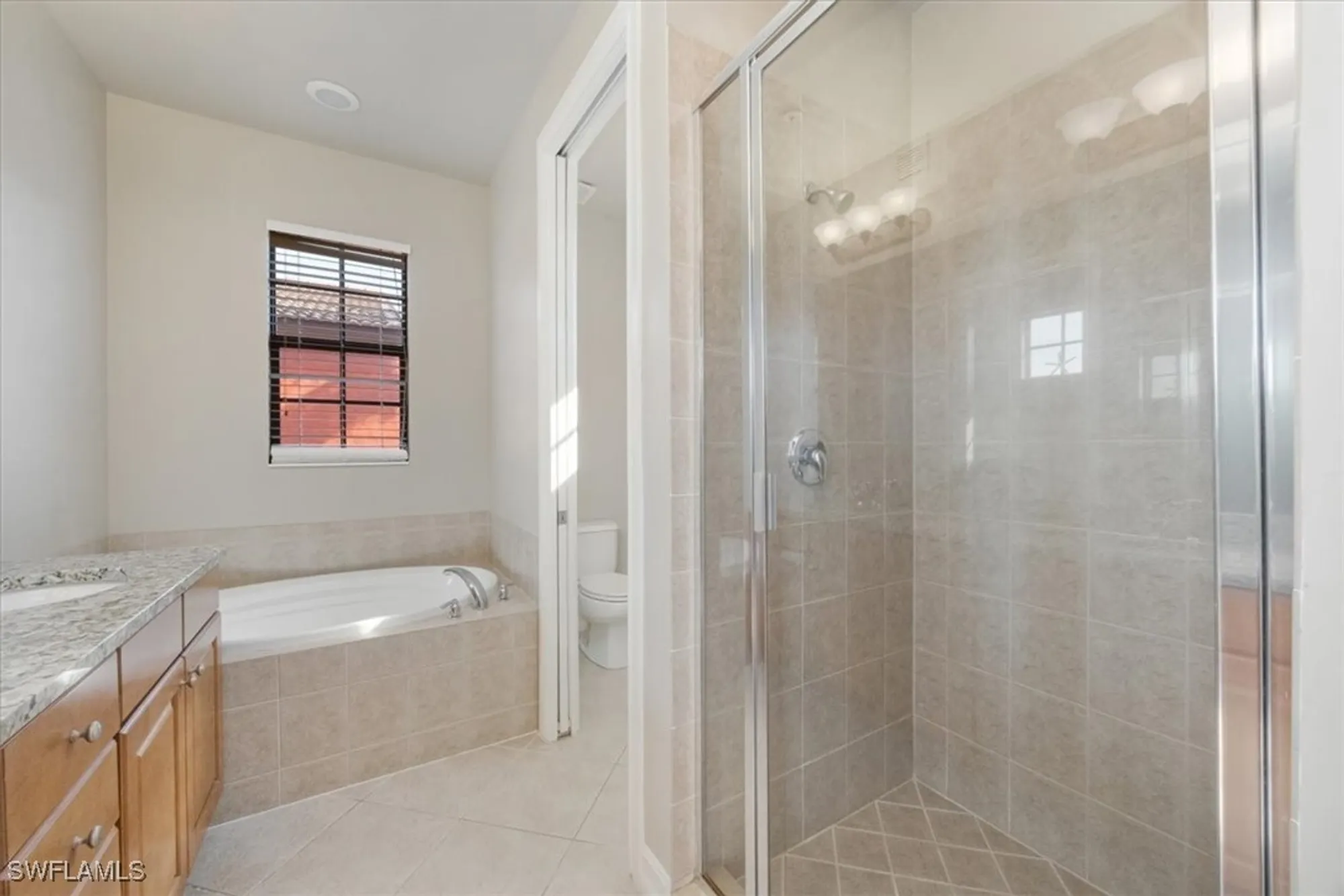 Property Slideshow image 18 of 32 | 9111 chula vista st # 116, Naples, FL, 34113